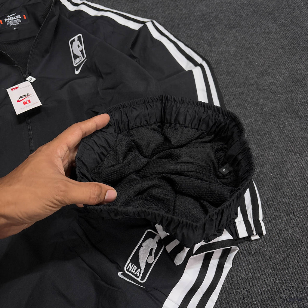 NIKE BLACK TRACKSUIT SET
