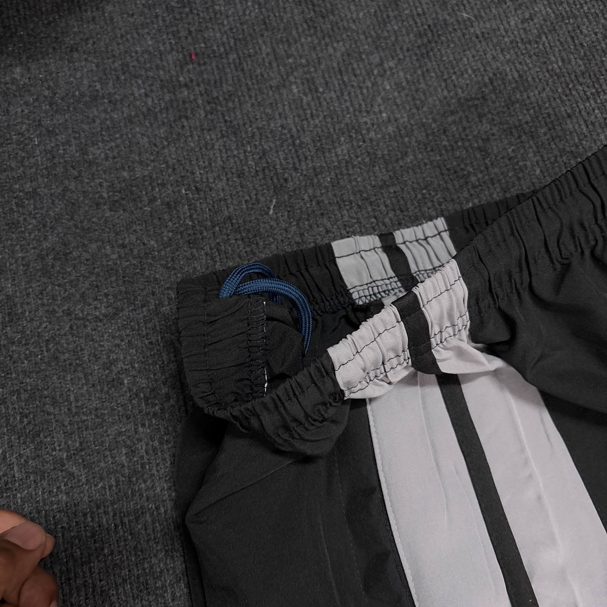 BLACK CONVERTIBLE TRACK PANT