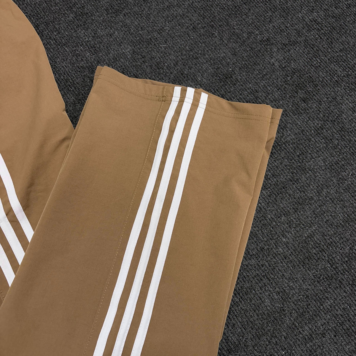 ADIDAS PREMIUM TAN TRACK