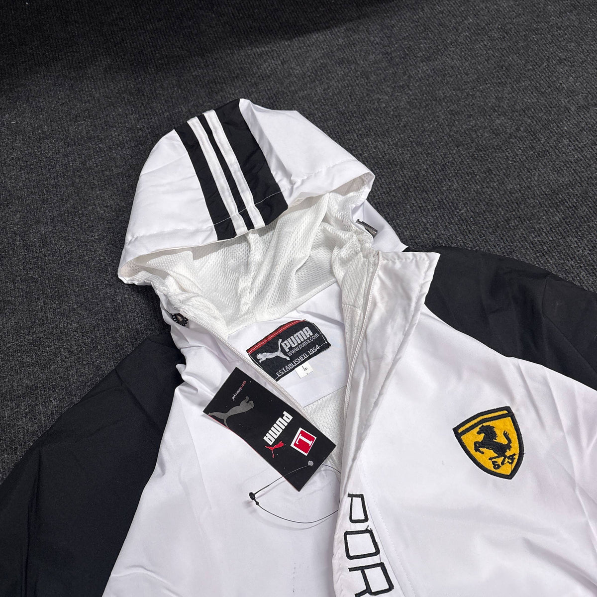 PORSCHE WHITE HOODED JACKET