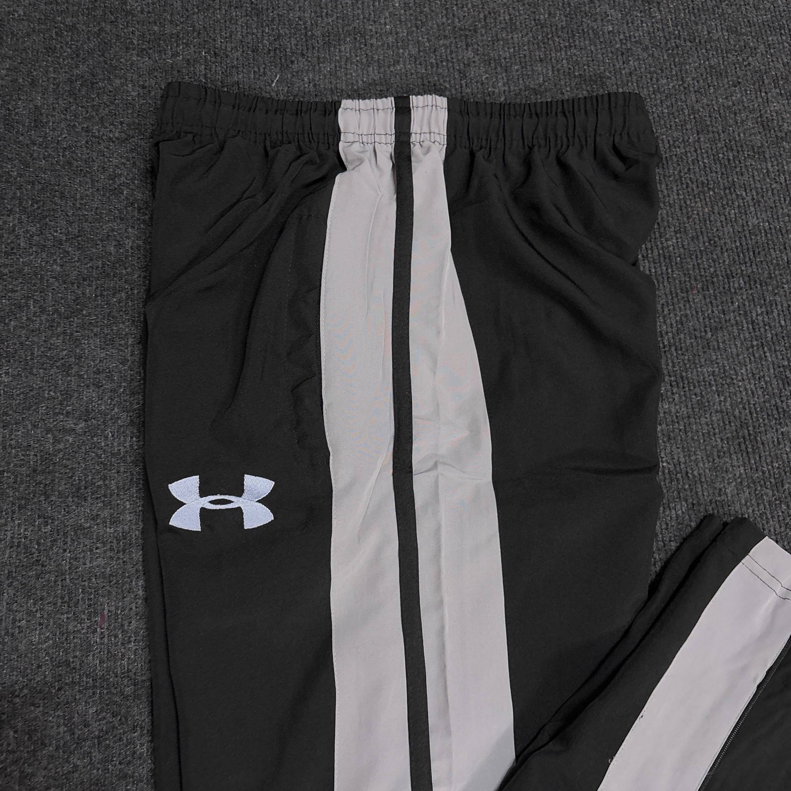 BLACK CONVERTIBLE TRACK PANT