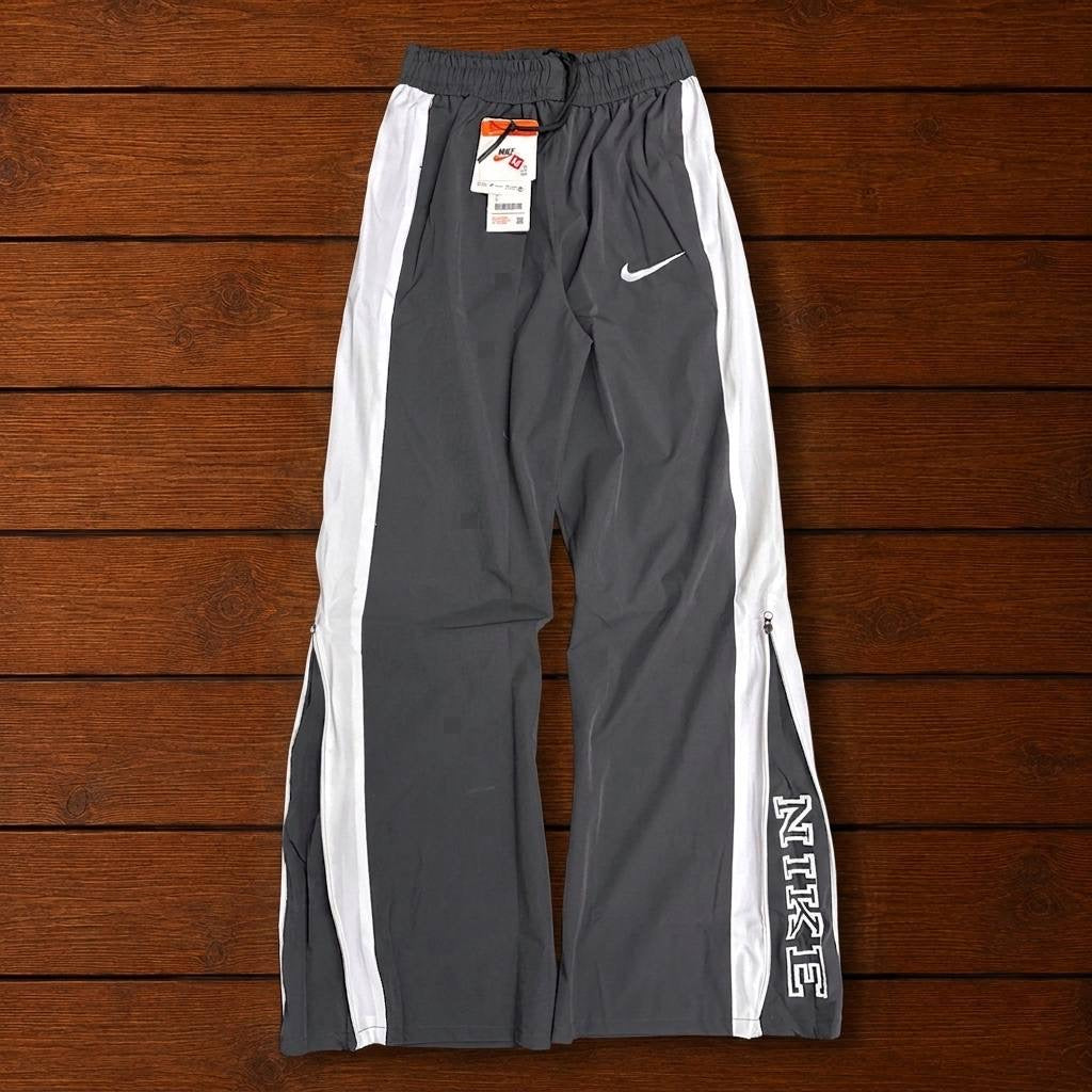 NIKE GREY CONVERTIBLE TRACK