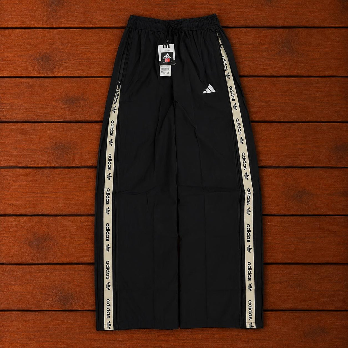 ADIDAS BLACK CONVERTIBLE TRACK