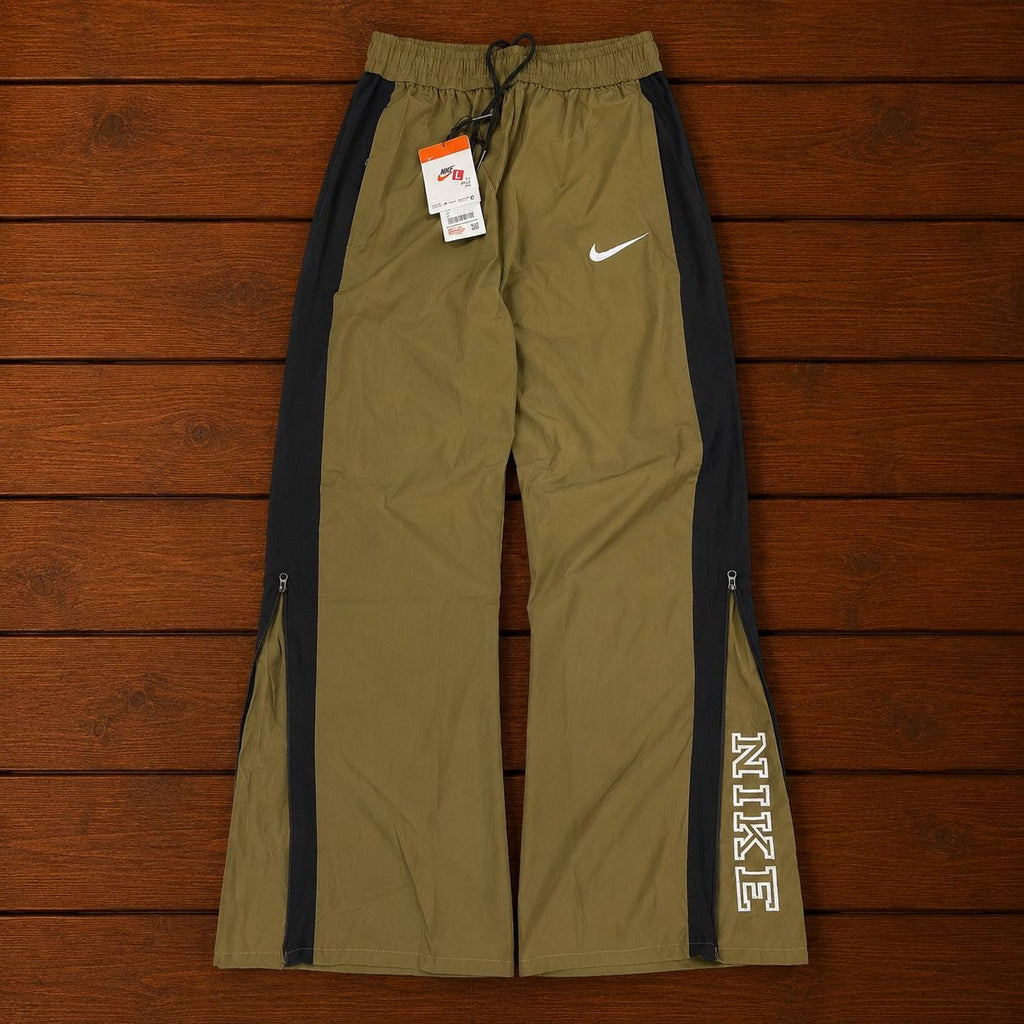 NIKE GREEN CONVERTIBLE TRACK