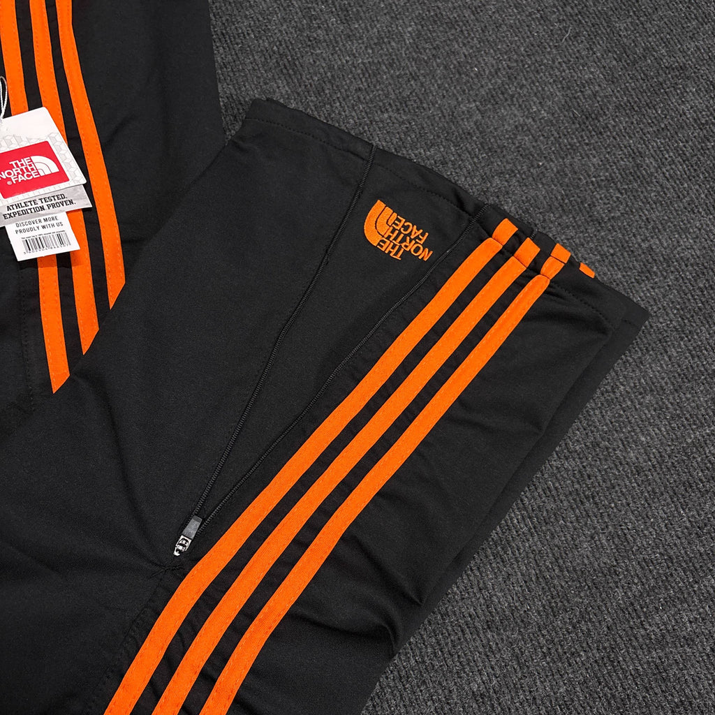 TNF BLACK SERIES TRACK