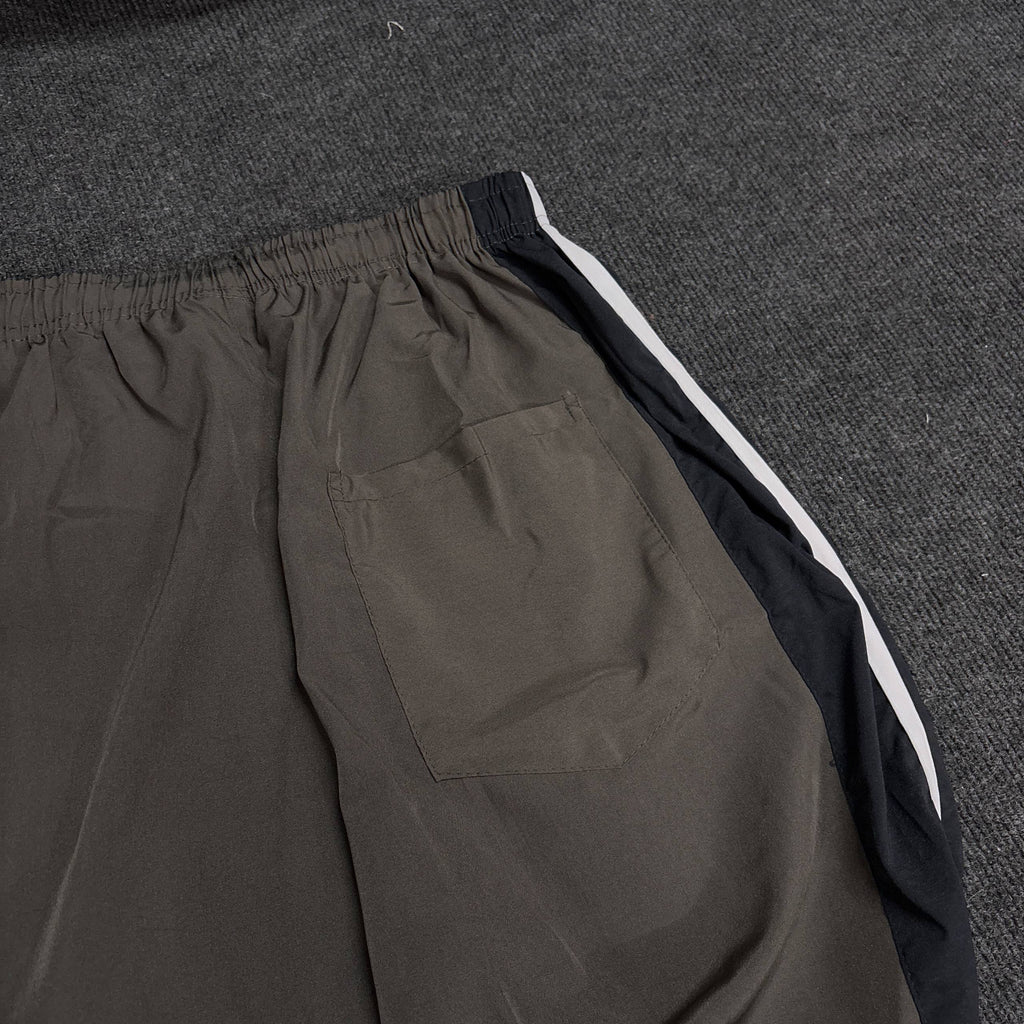 DARK GREEN CONVERTIBLE TRACK