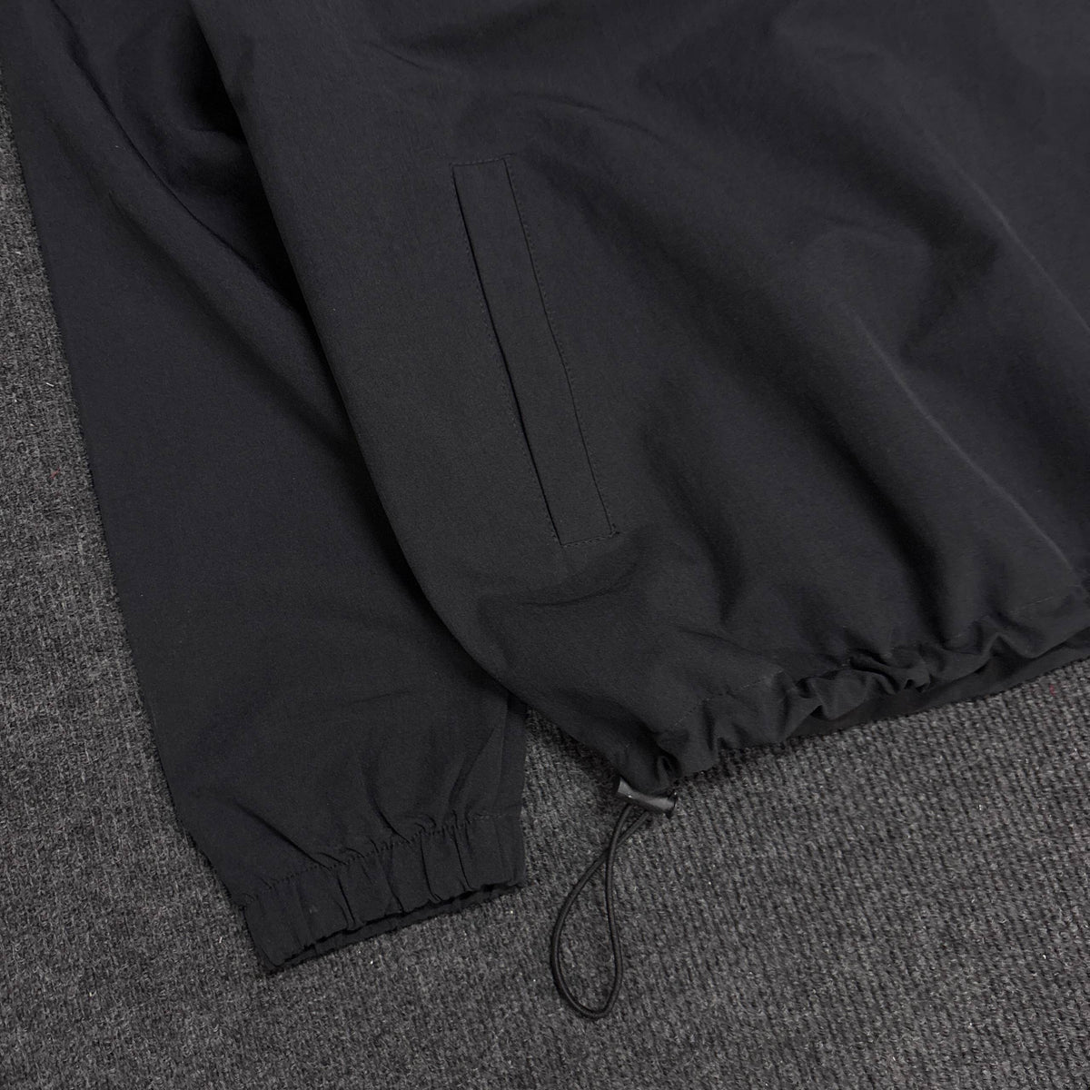 NIKE BLACK JACKET