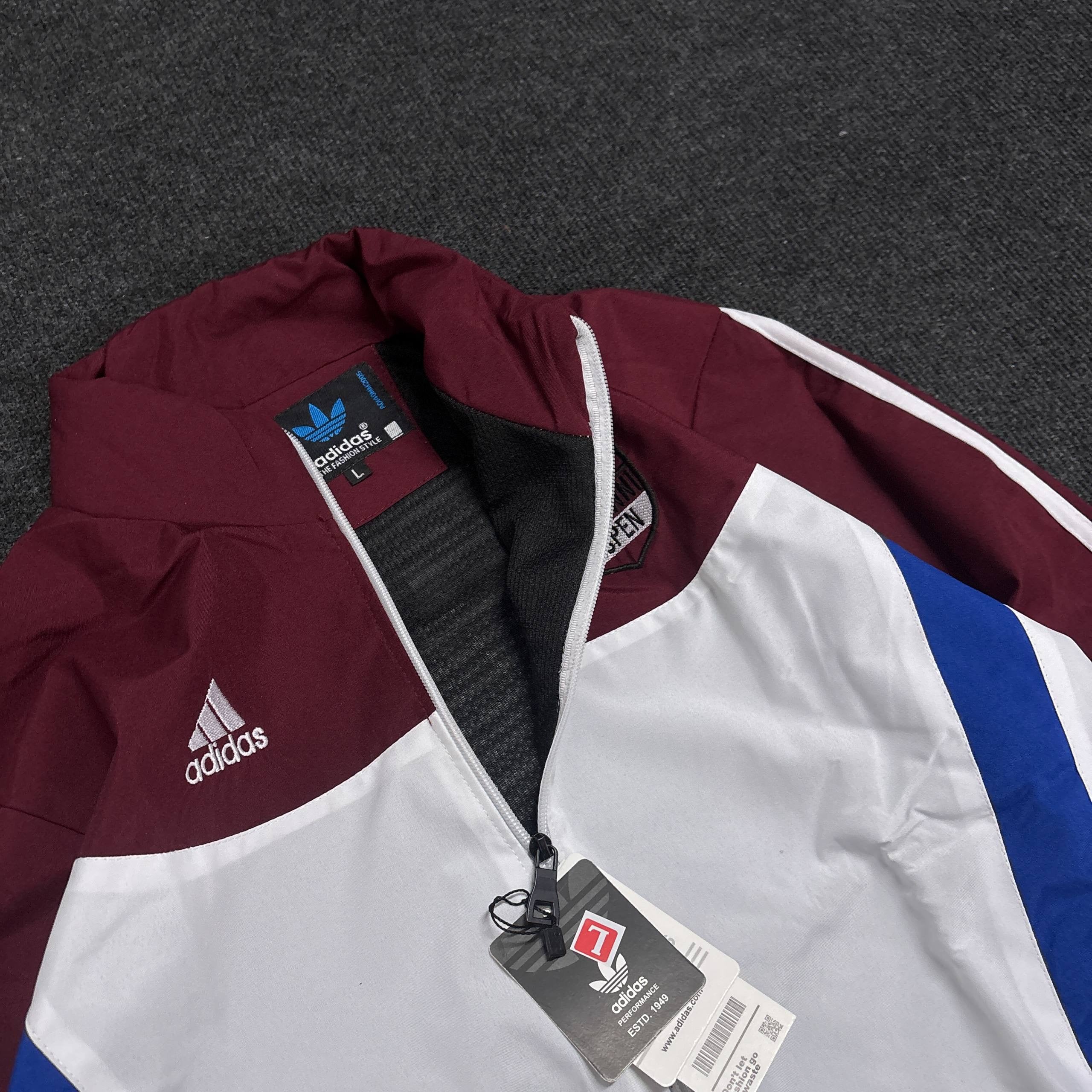 MAROON WHITE RETRO JACKET