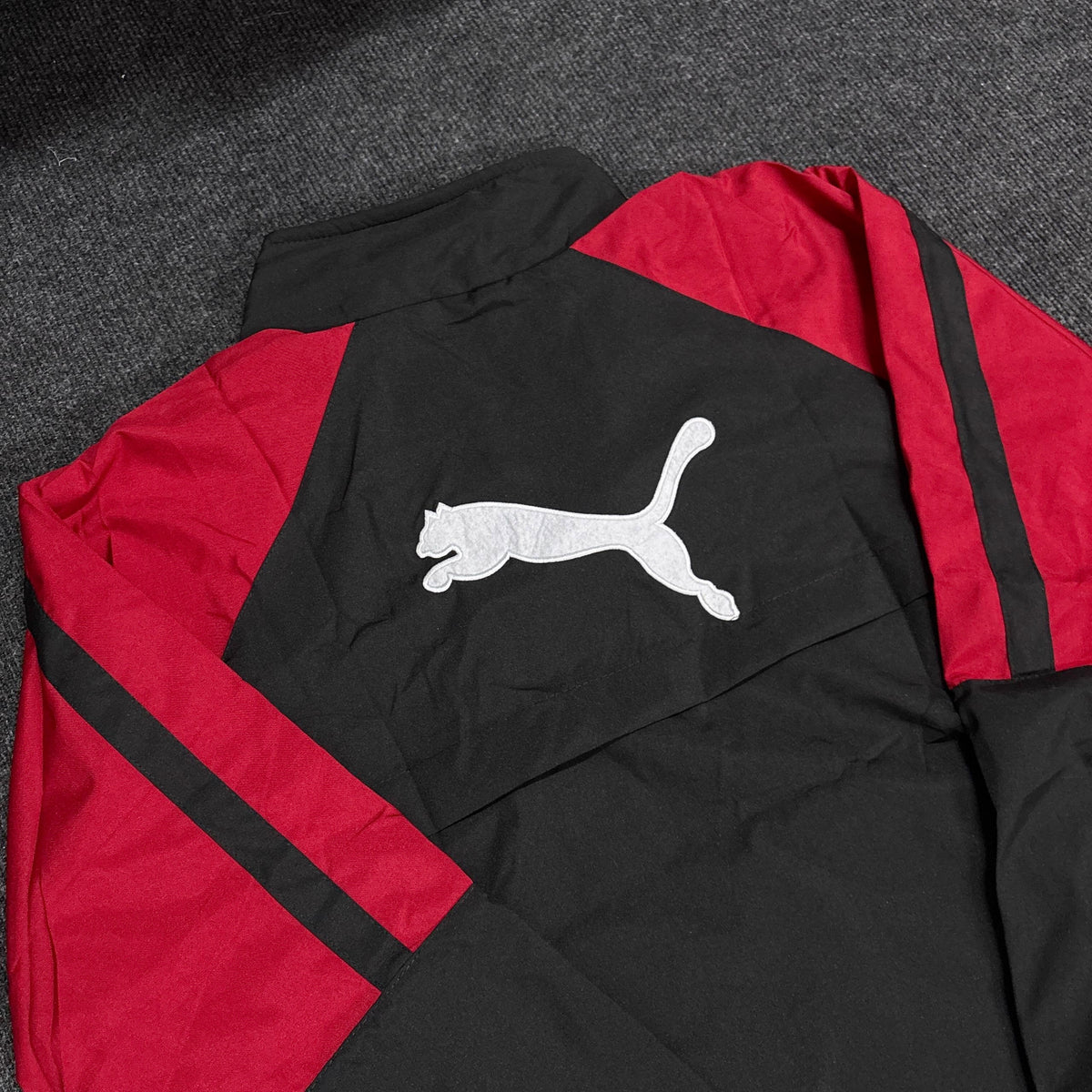 PUMA BLACK RED PREMIUM JACKET