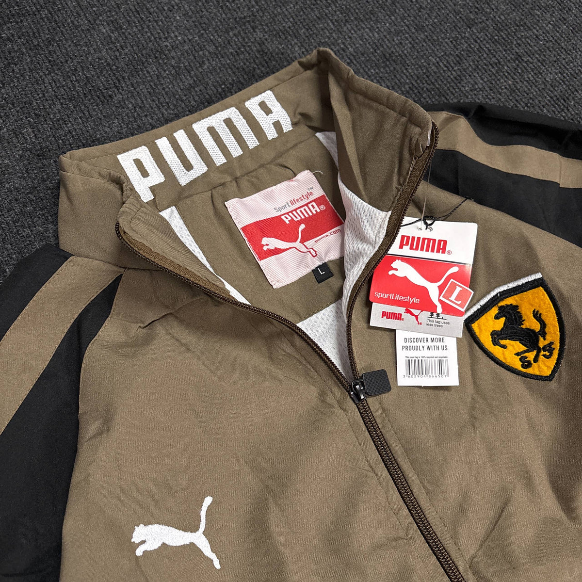 PUMA BEIGE PREMIUM JACKET