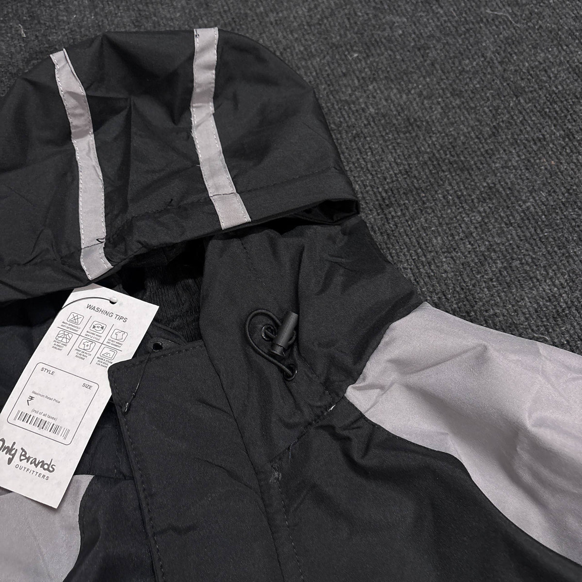 BLACK HOODED JACKET