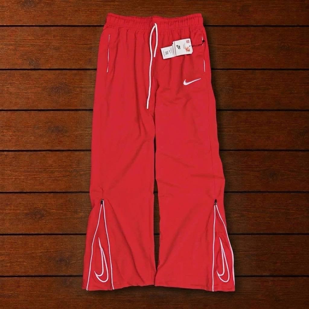 NIKE PREMIUM RED CONVERTIBLE TRACK