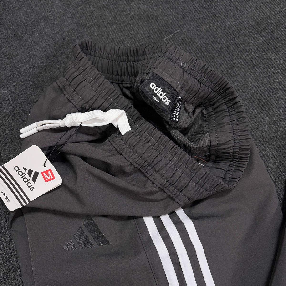 ADIDAS PREMIUM DGREY TRACK