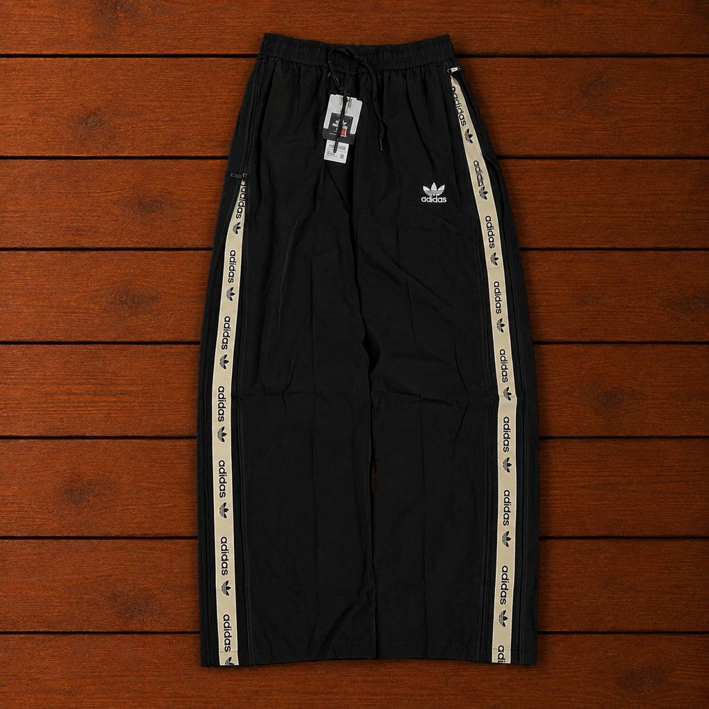ADIDAS BLACK CONVERTIBLE TRACK