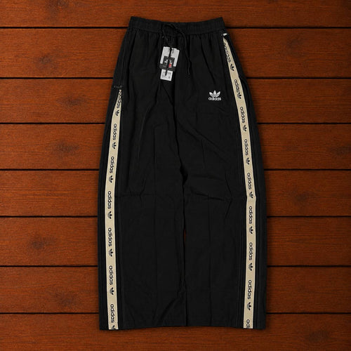 ADIDAS BLACK CONVERTIBLE TRACK