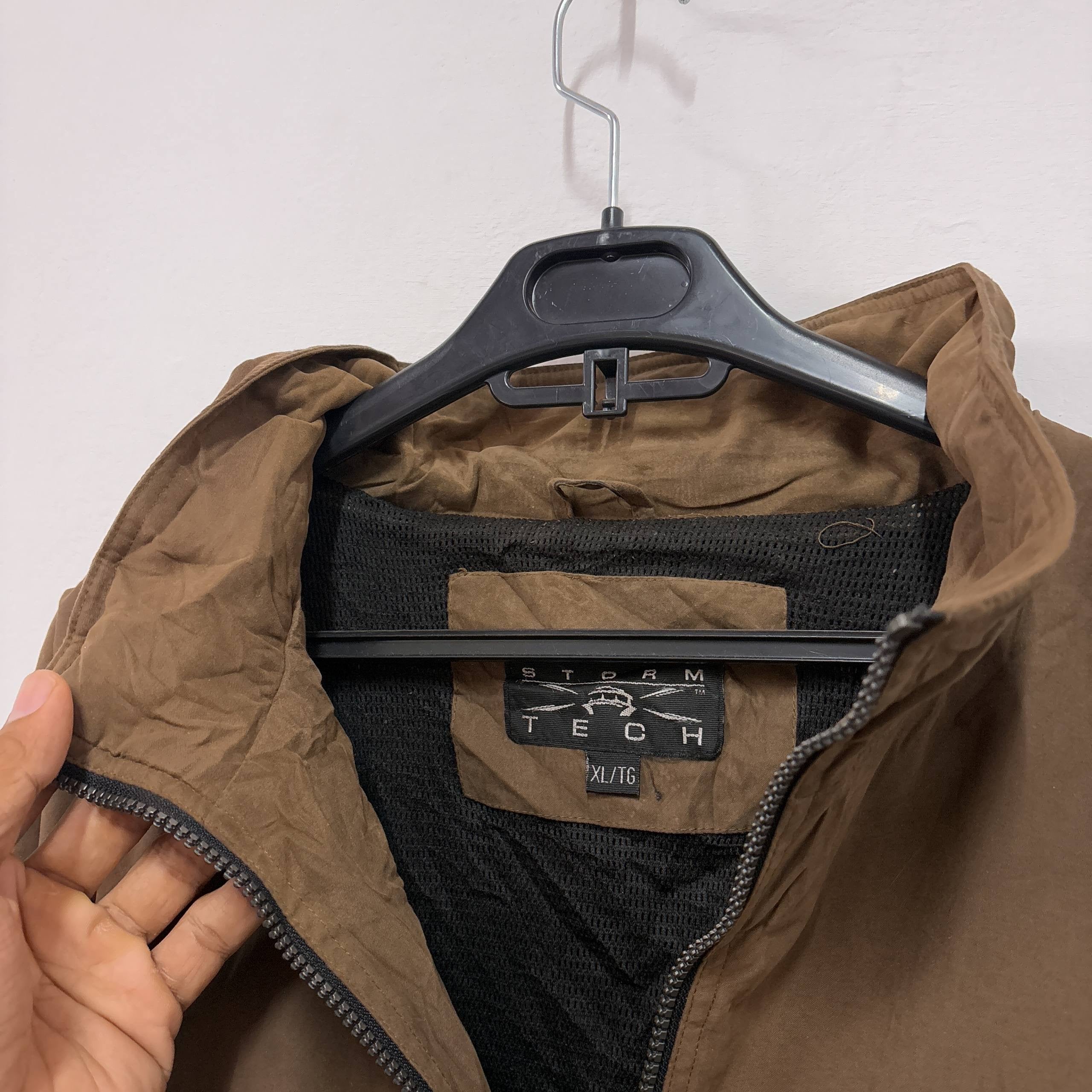 DARK PLAIN JACKET