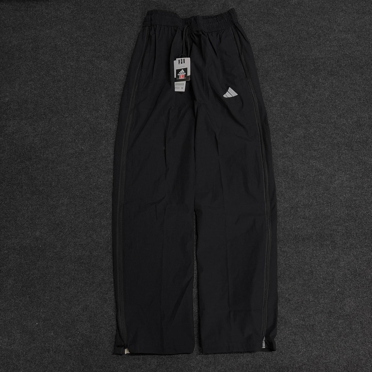 ADIDAS BLACK CONVERTIBLE TRACK