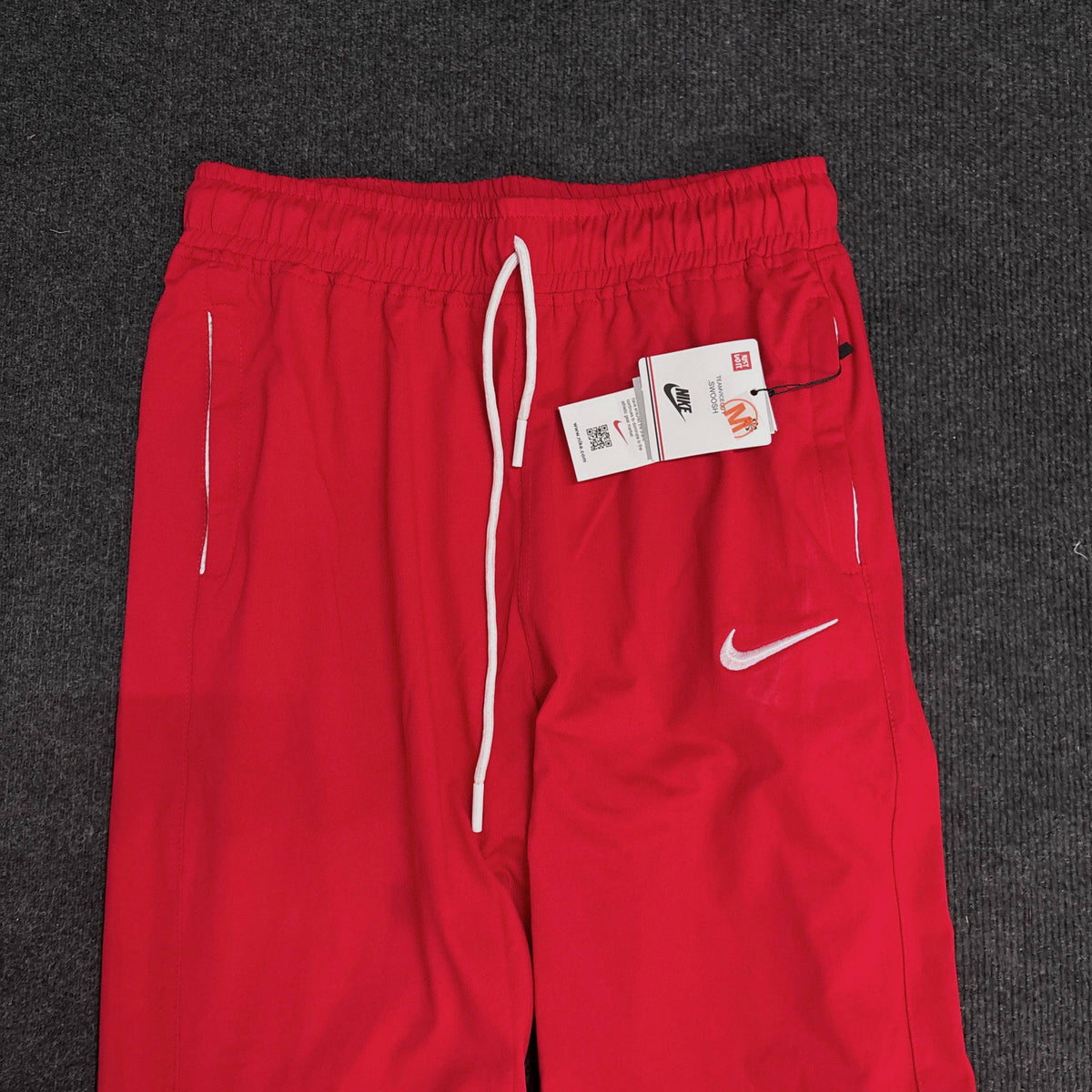 NIKE PREMIUM RED CONVERTIBLE TRACK