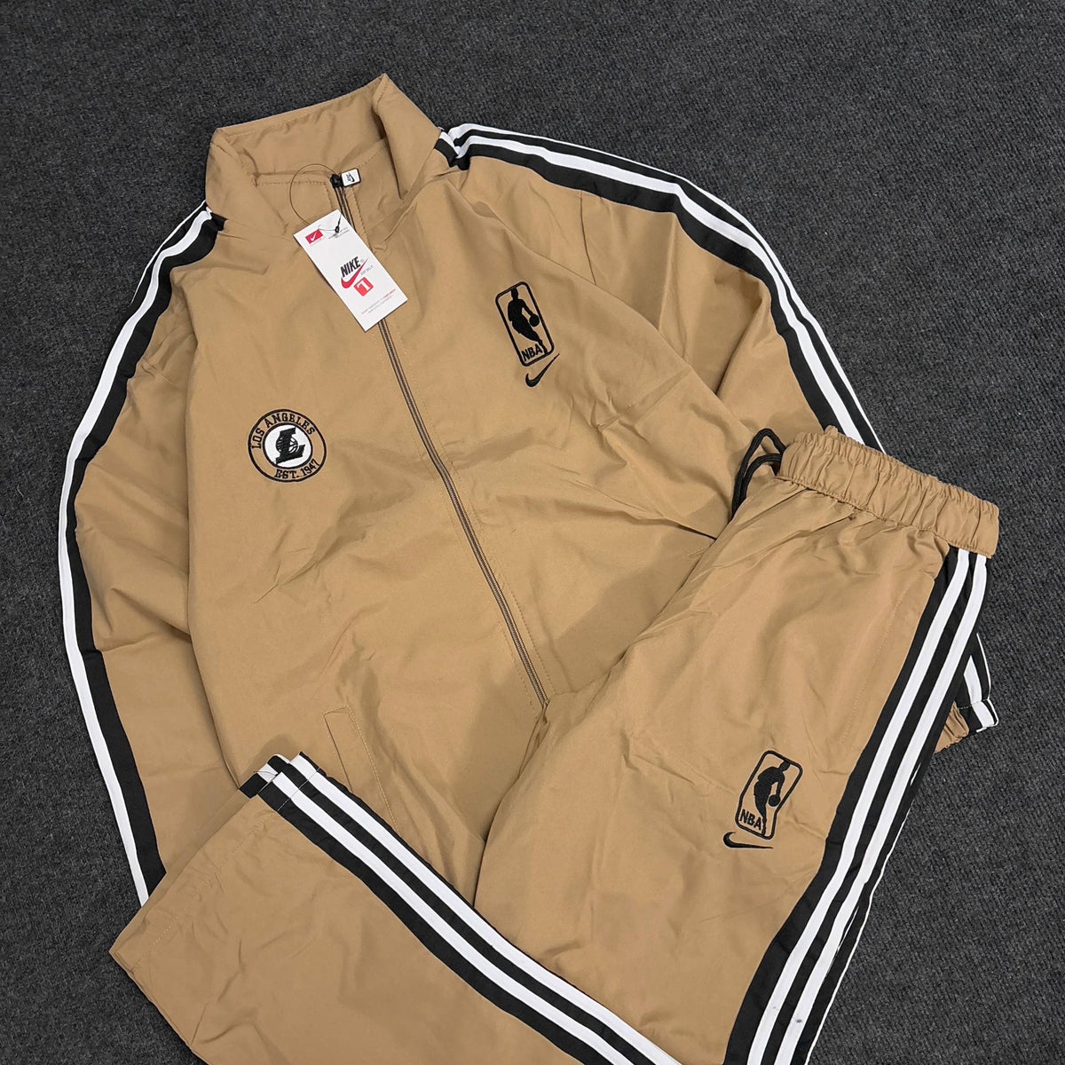 NIKE BEIGE TRACKSUIT SET