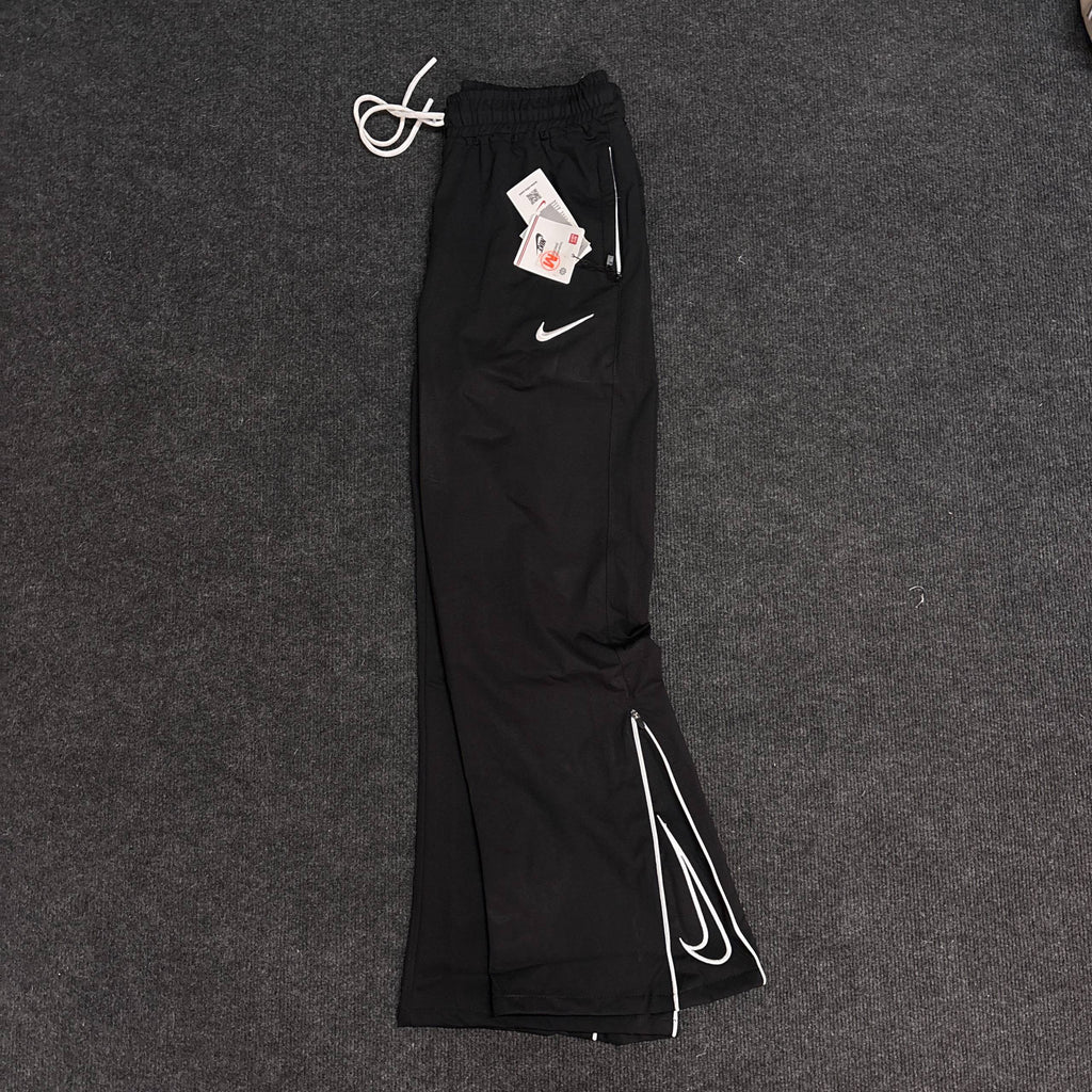 NIKE PREMIUM BLACK CONVERTIBLE TRACK