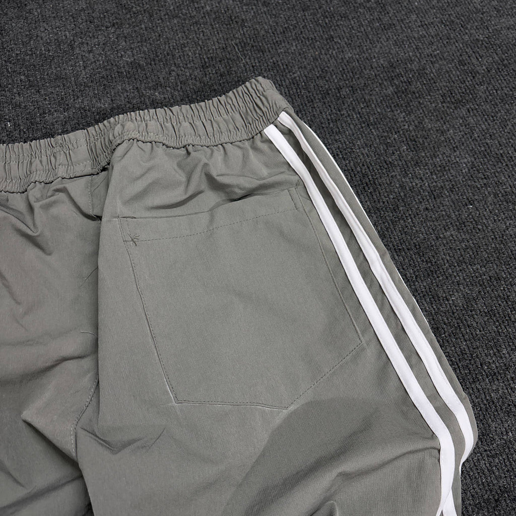 ADIAS PREMIUM MGREY TRACK