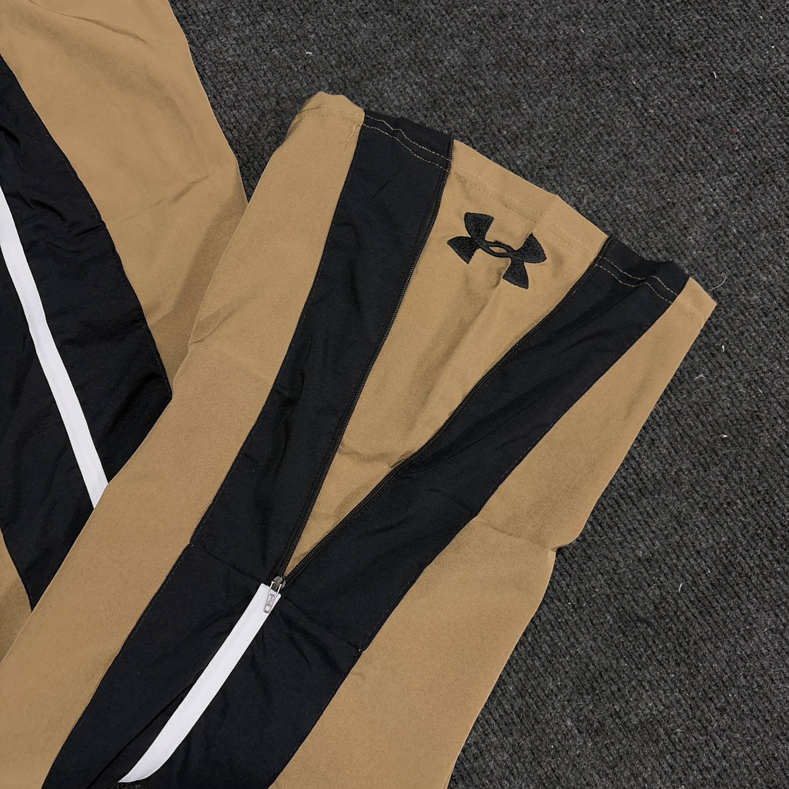 BEIGE CONVERTIBLE TRACK PANT
