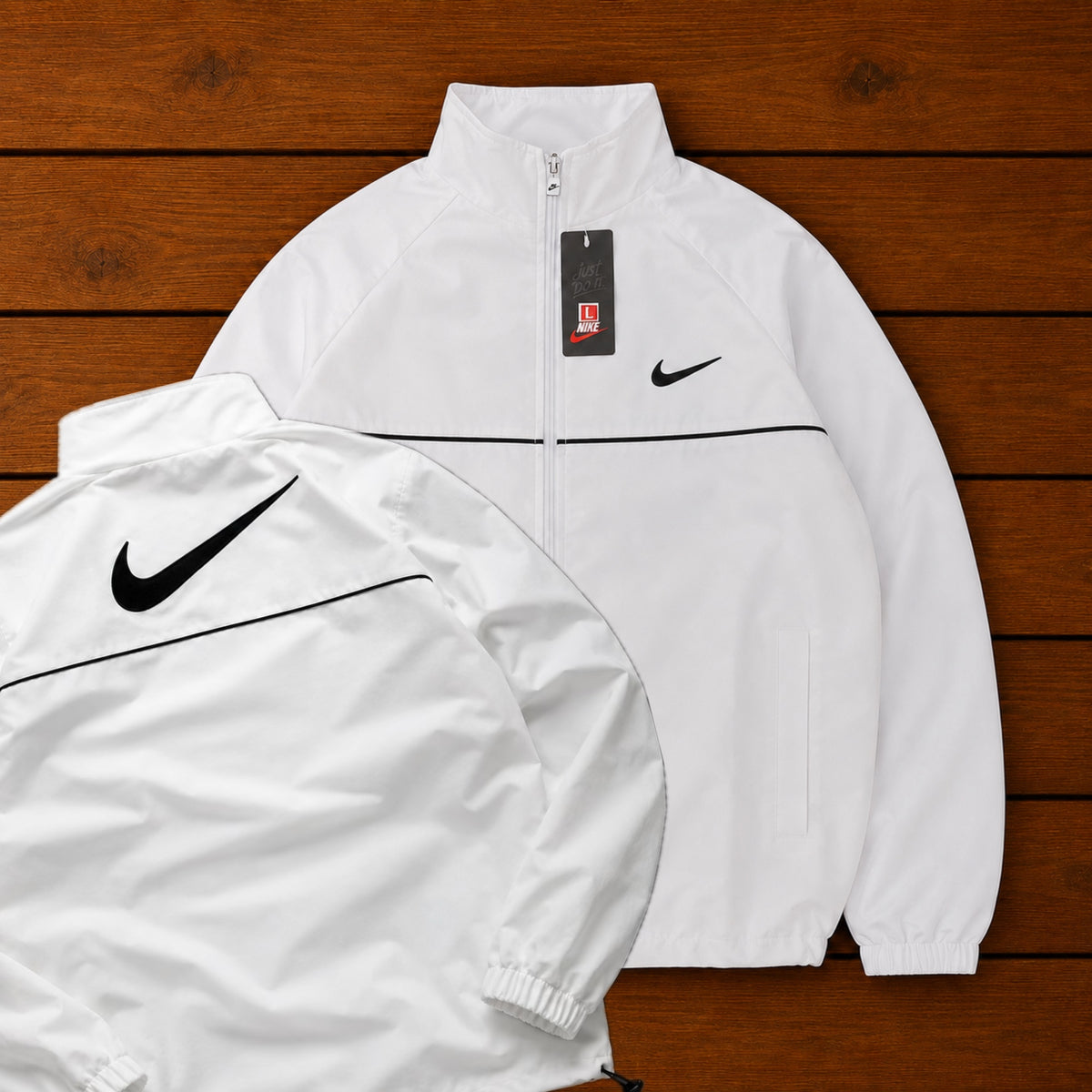 NIKE WHITE PREMIUM JACKET