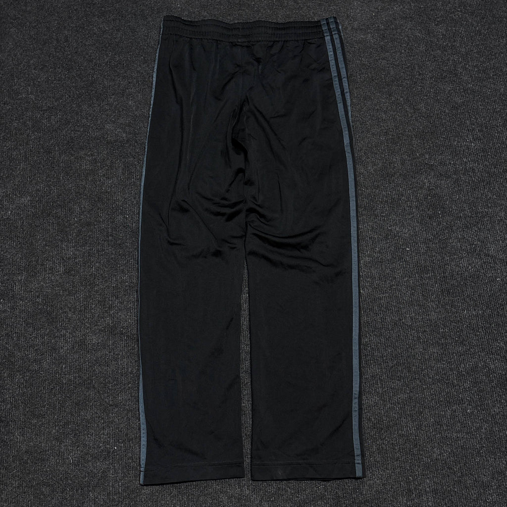 ADIDS BLACK TRACKPANT