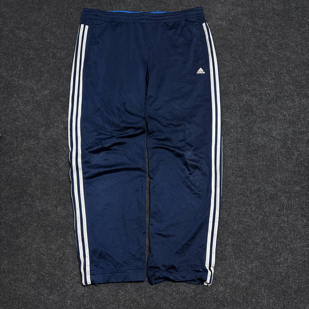 ADIDS BLUE TRACK