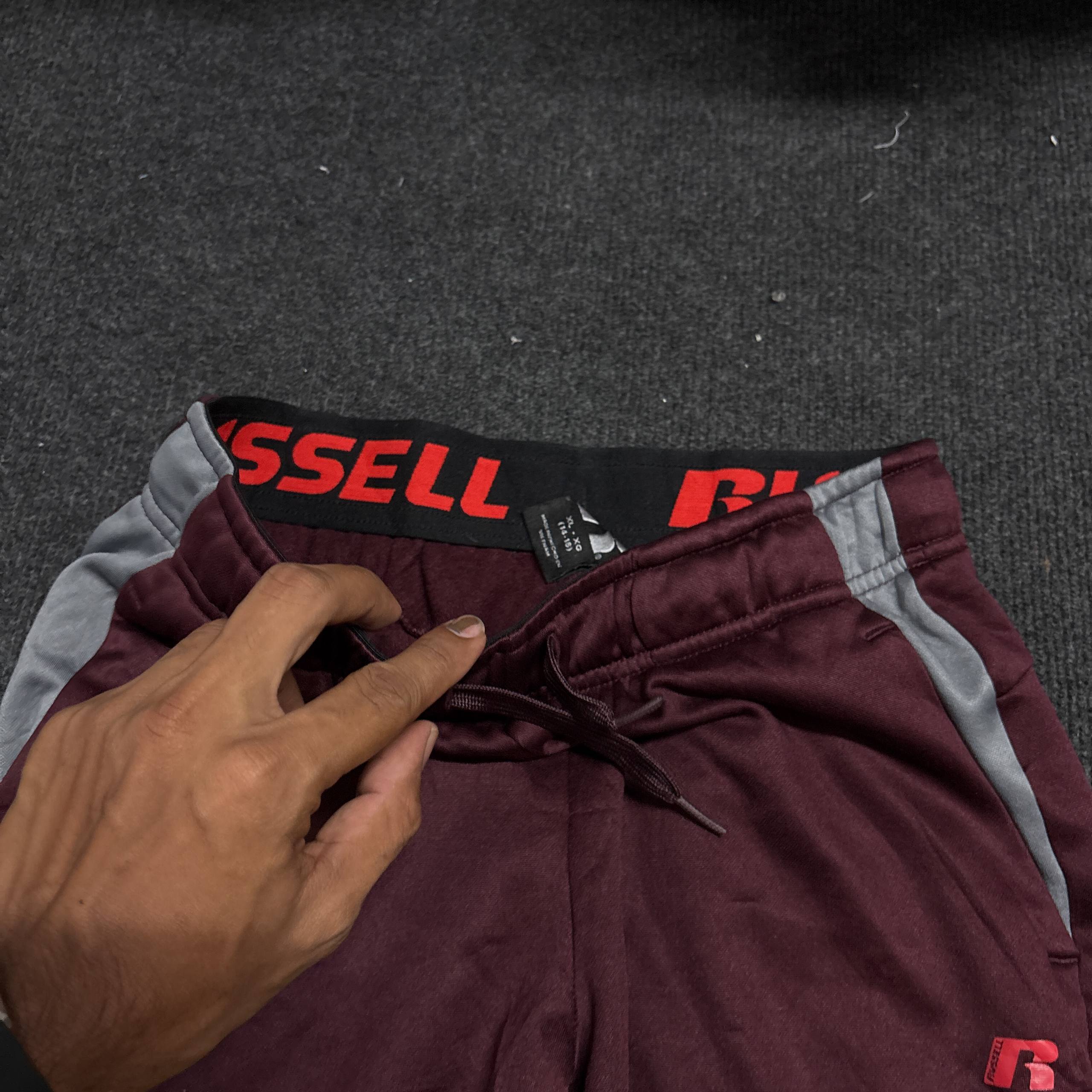 RUSSL MAROON TRACK
