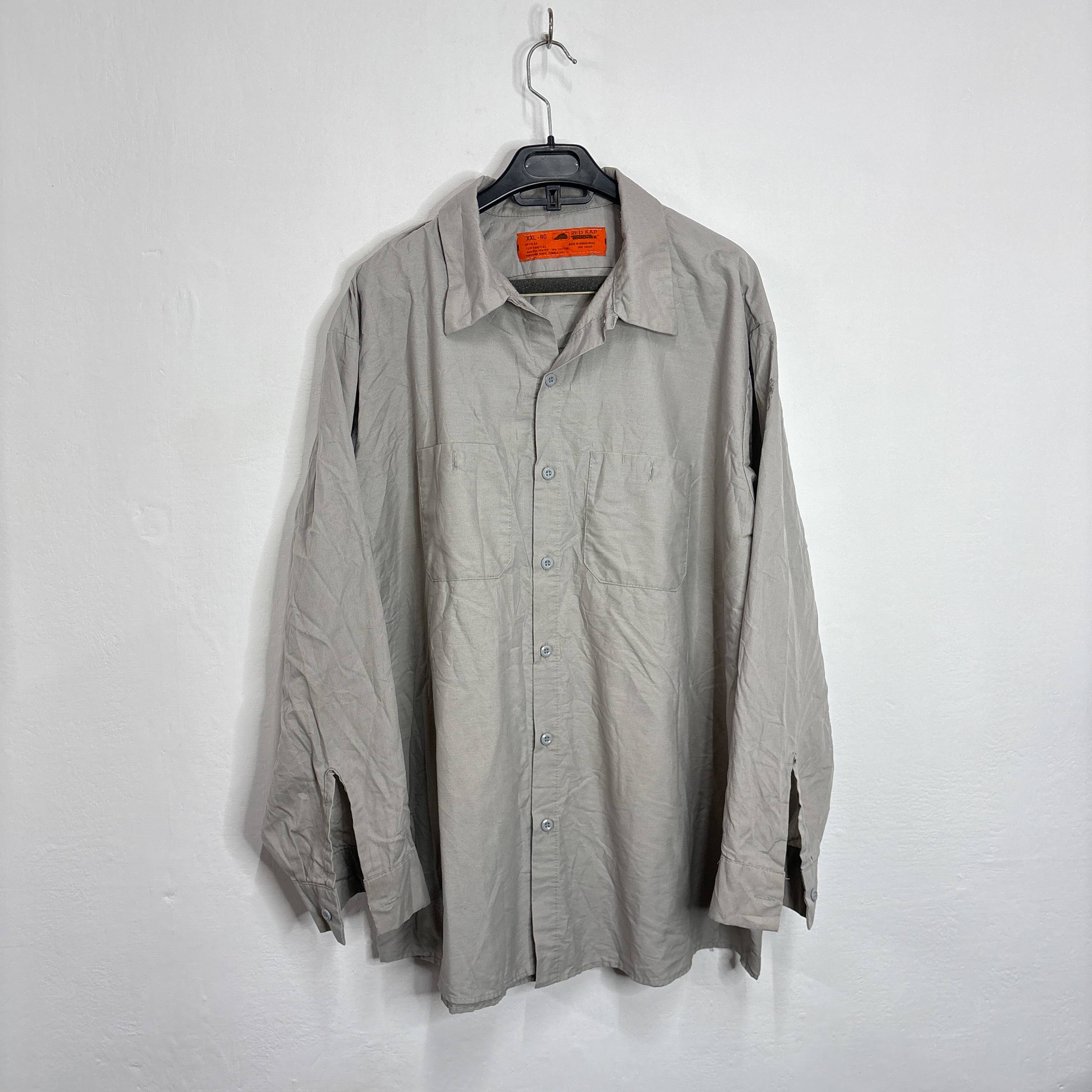 GREY SHIRT