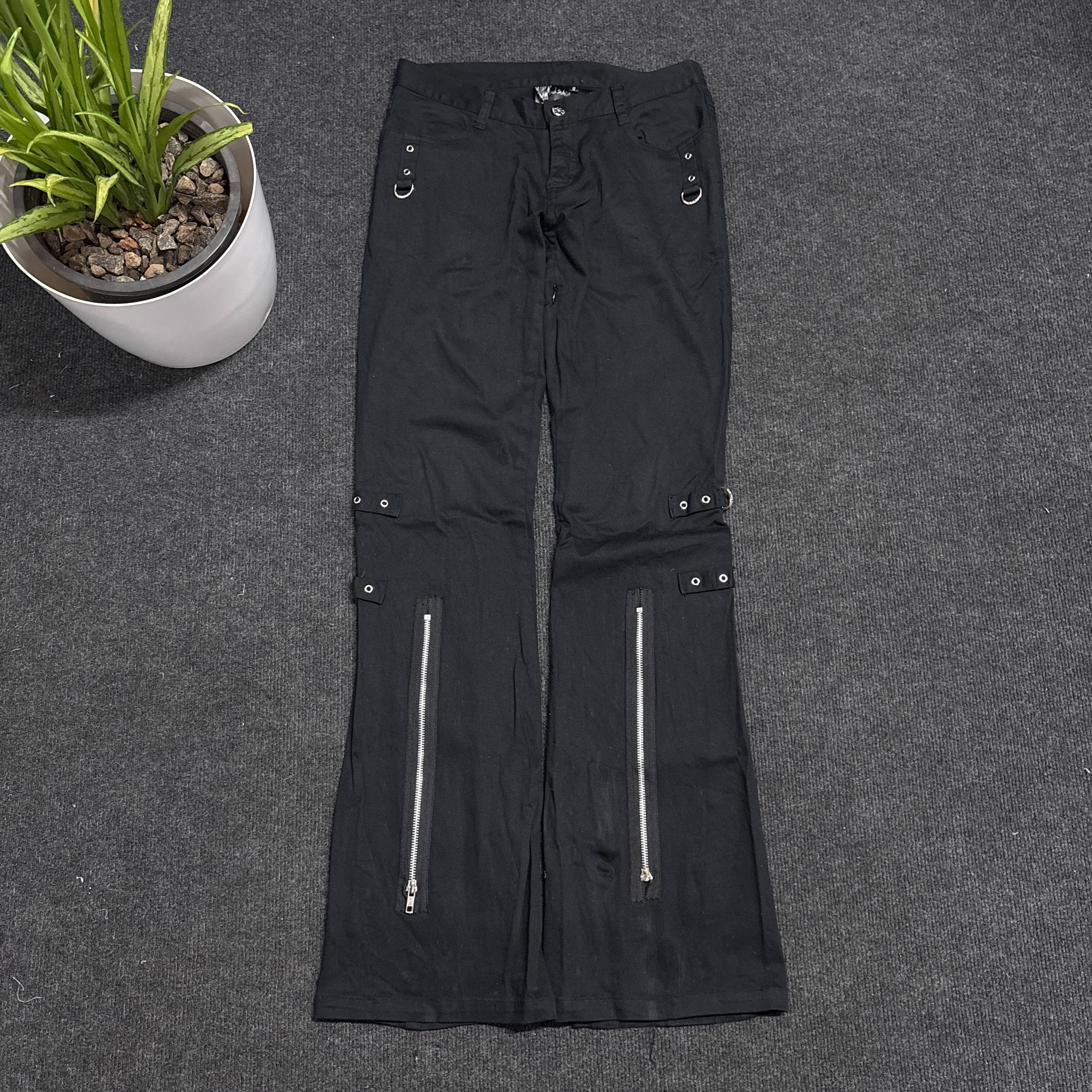BLACK Y2K DENIM