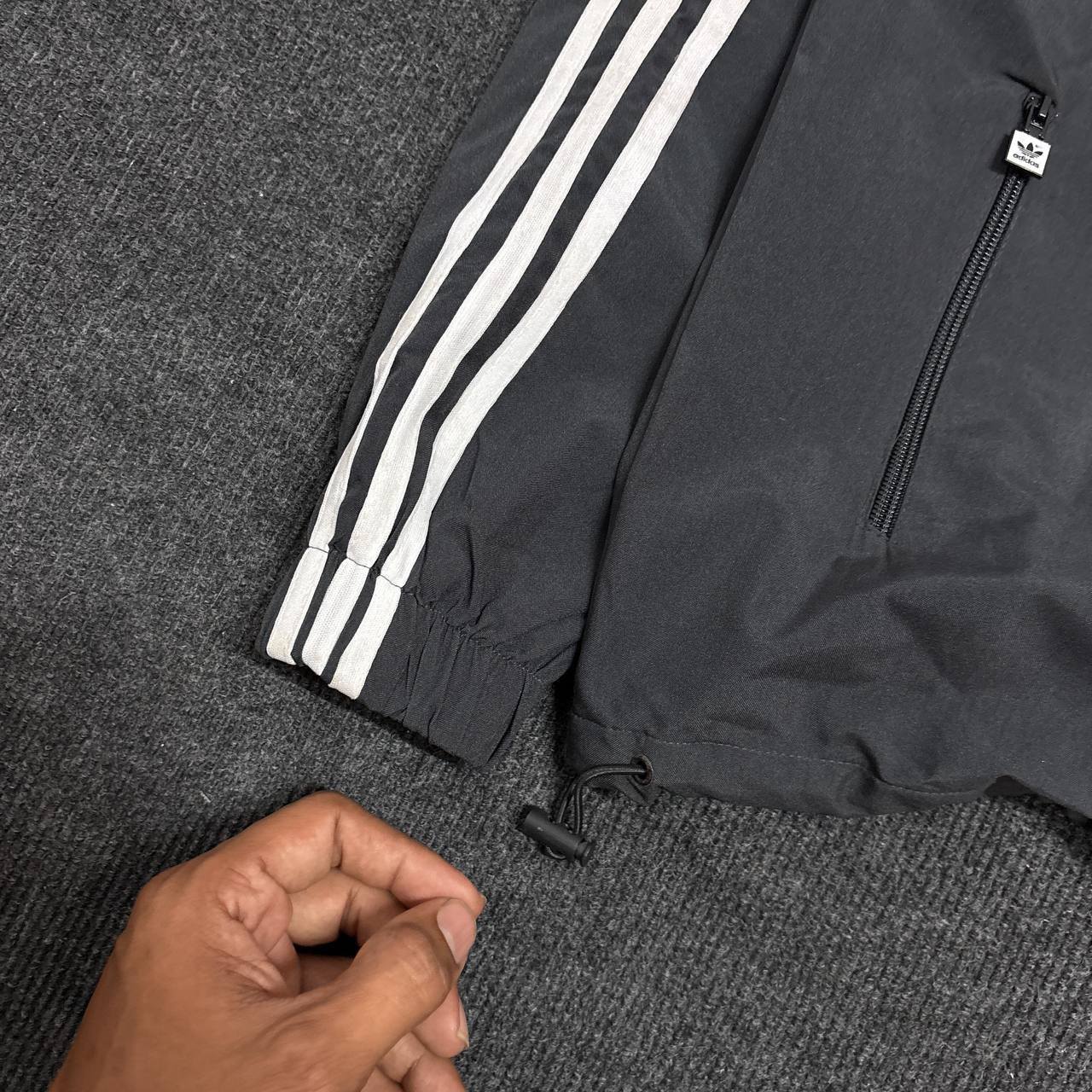 ADIDAS DARK GREY
