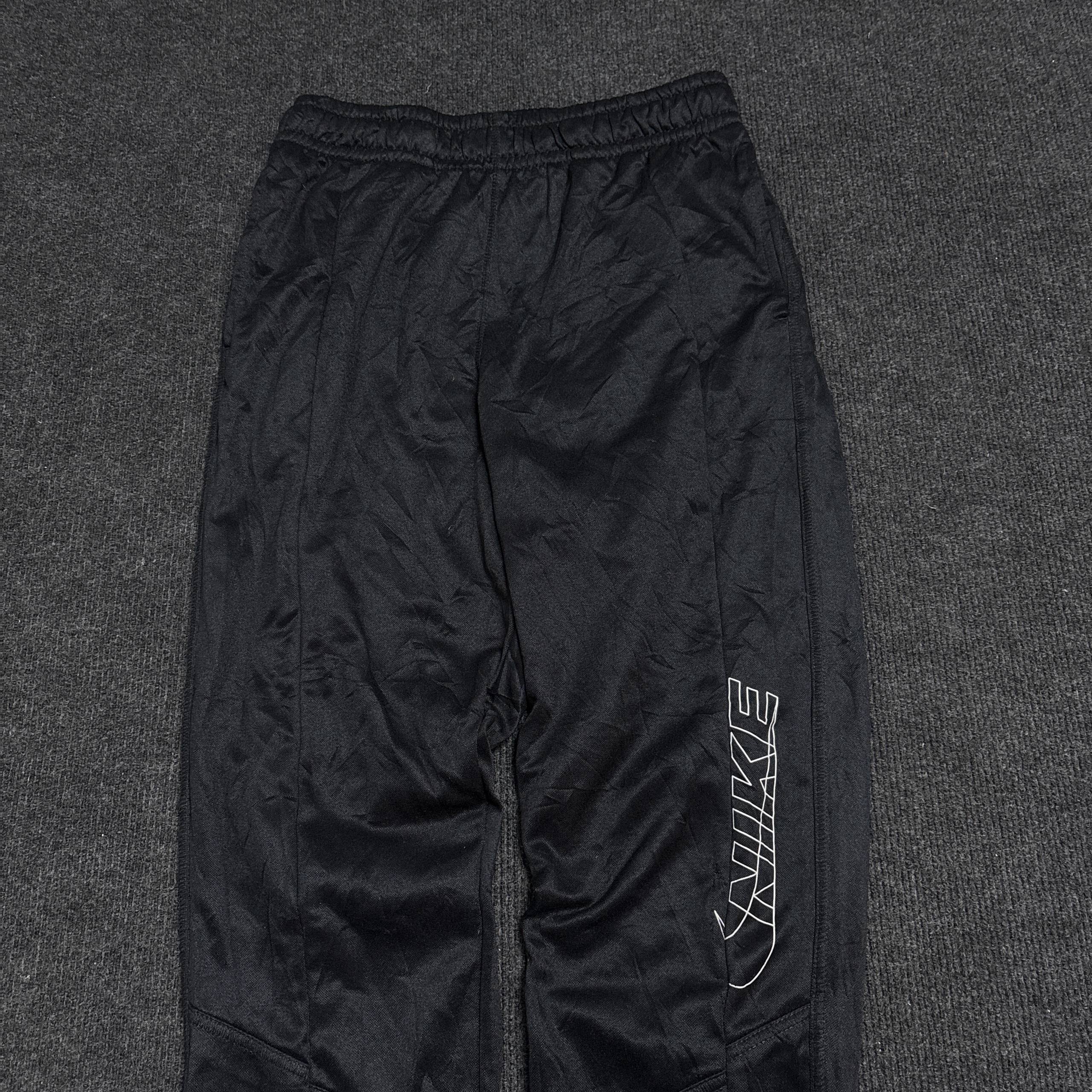 Nike black track