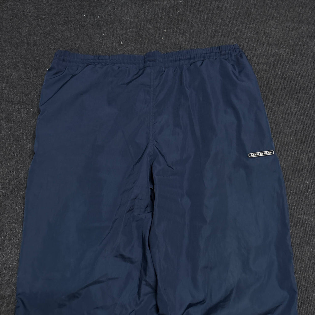 UMBRO BLUE TRACK