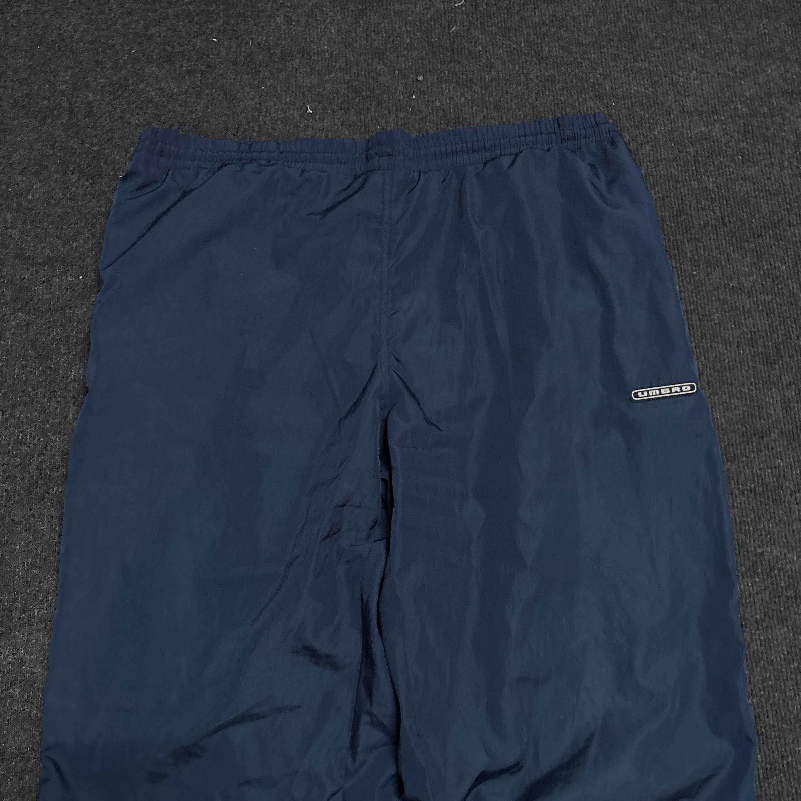 UMBRO BLUE TRACK