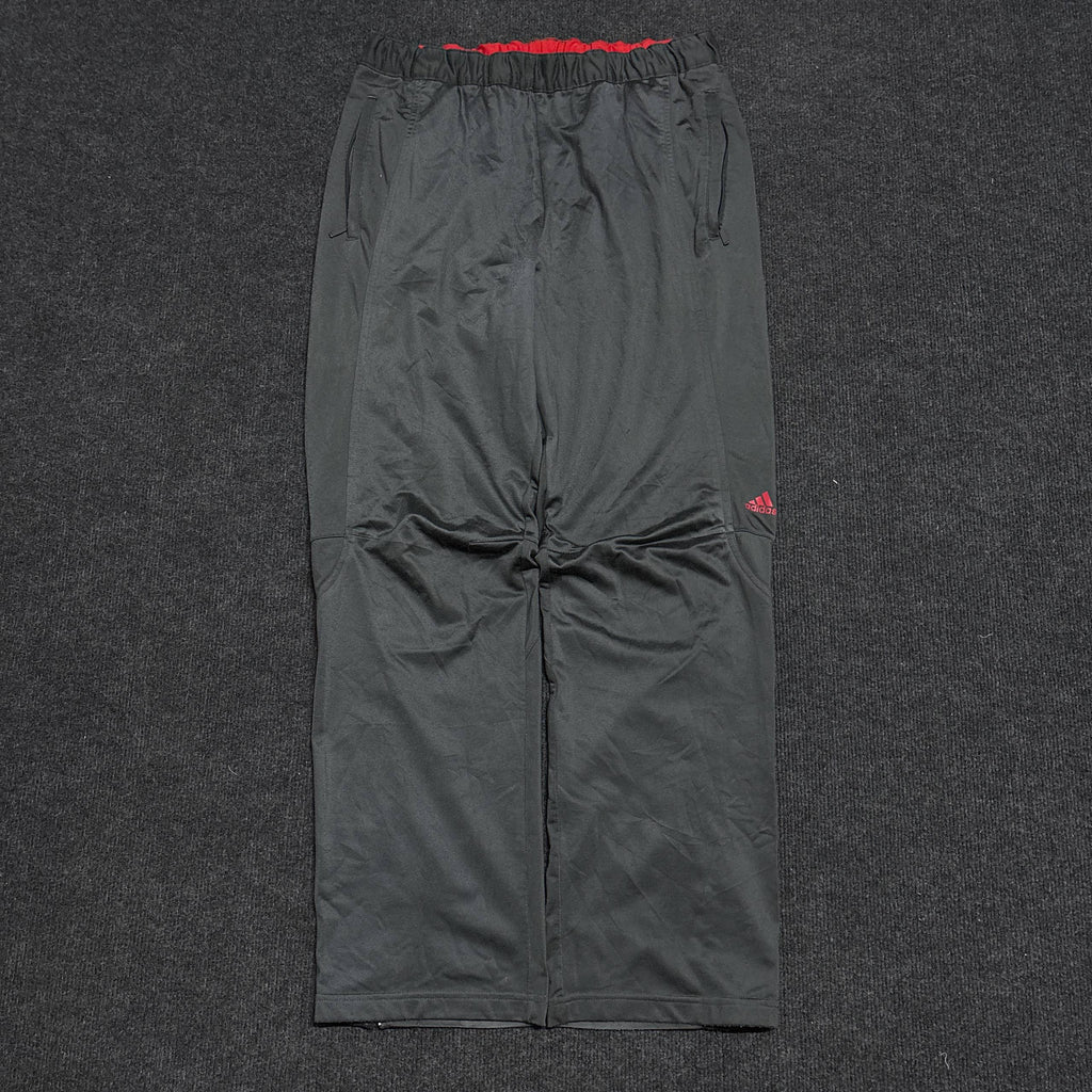 ADIDS DARK TRACK