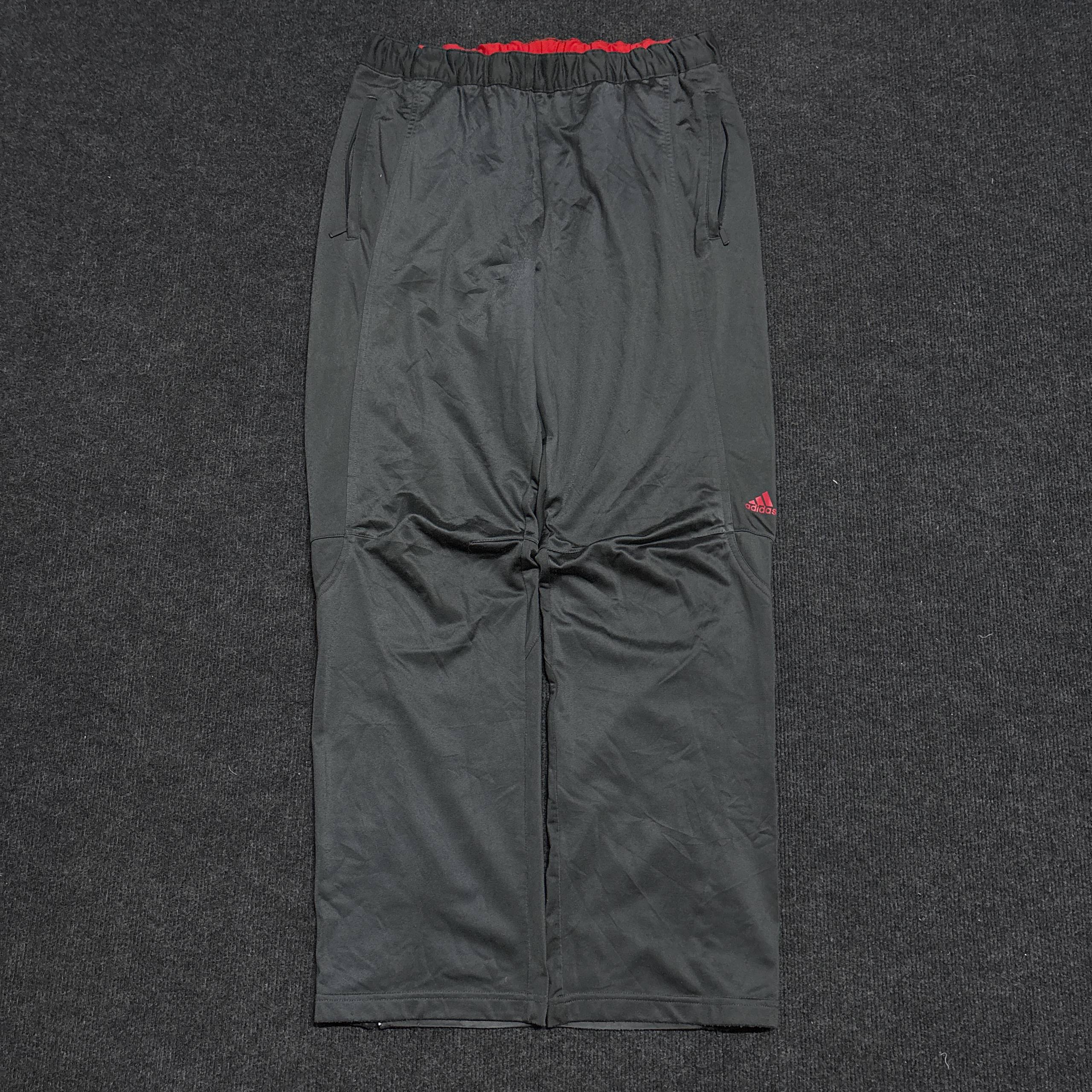 ADIDS DARK TRACK