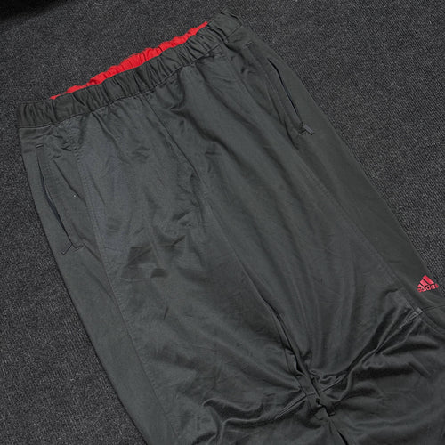ADIDS DARK TRACK