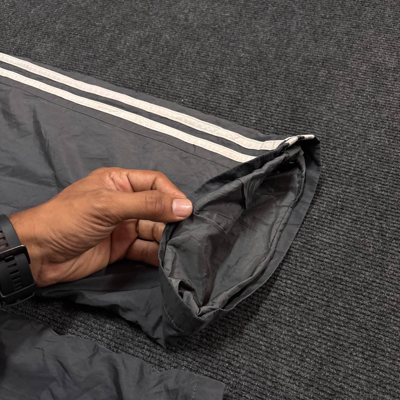GREY TRACKPANT