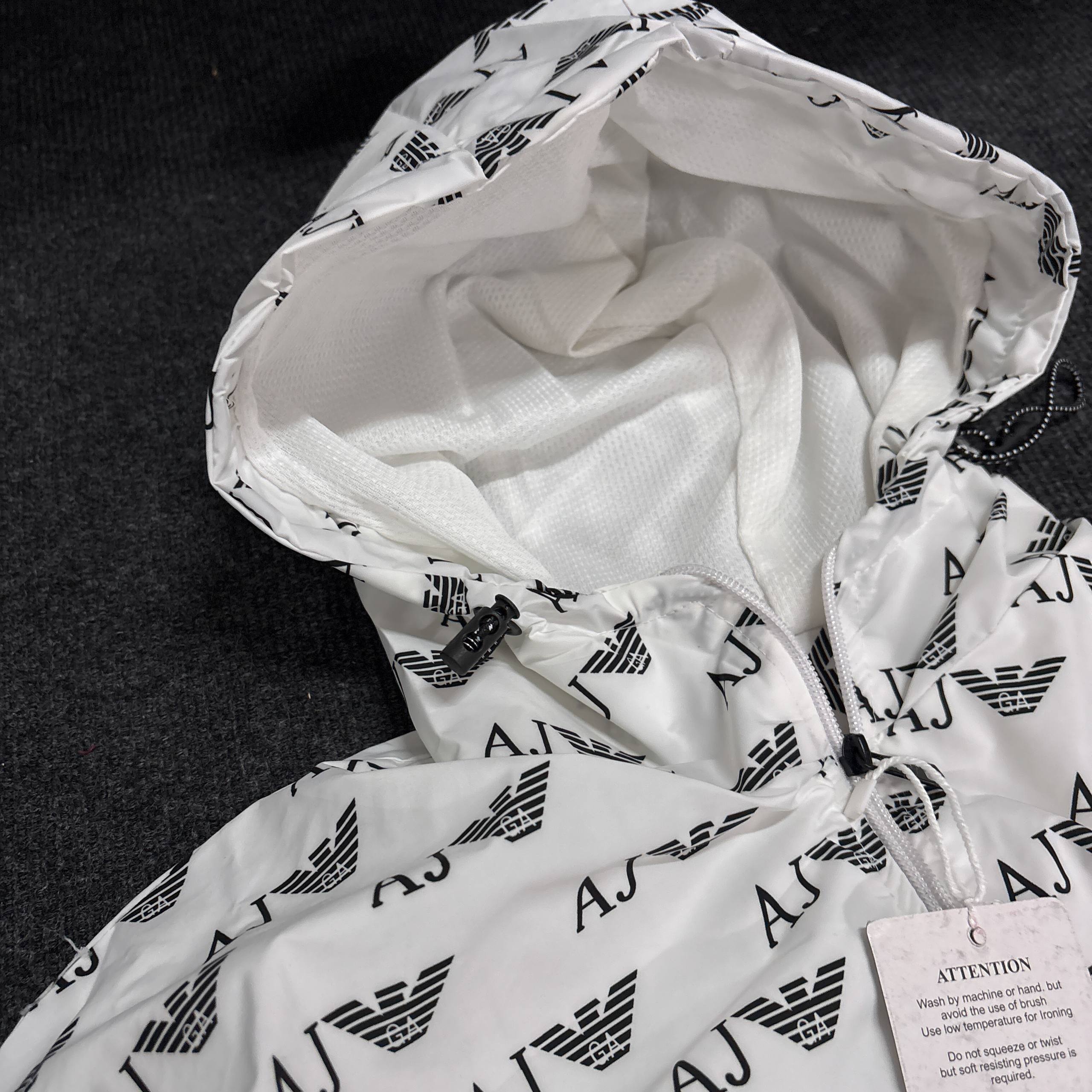 ARMANI PREMIUM WHITE