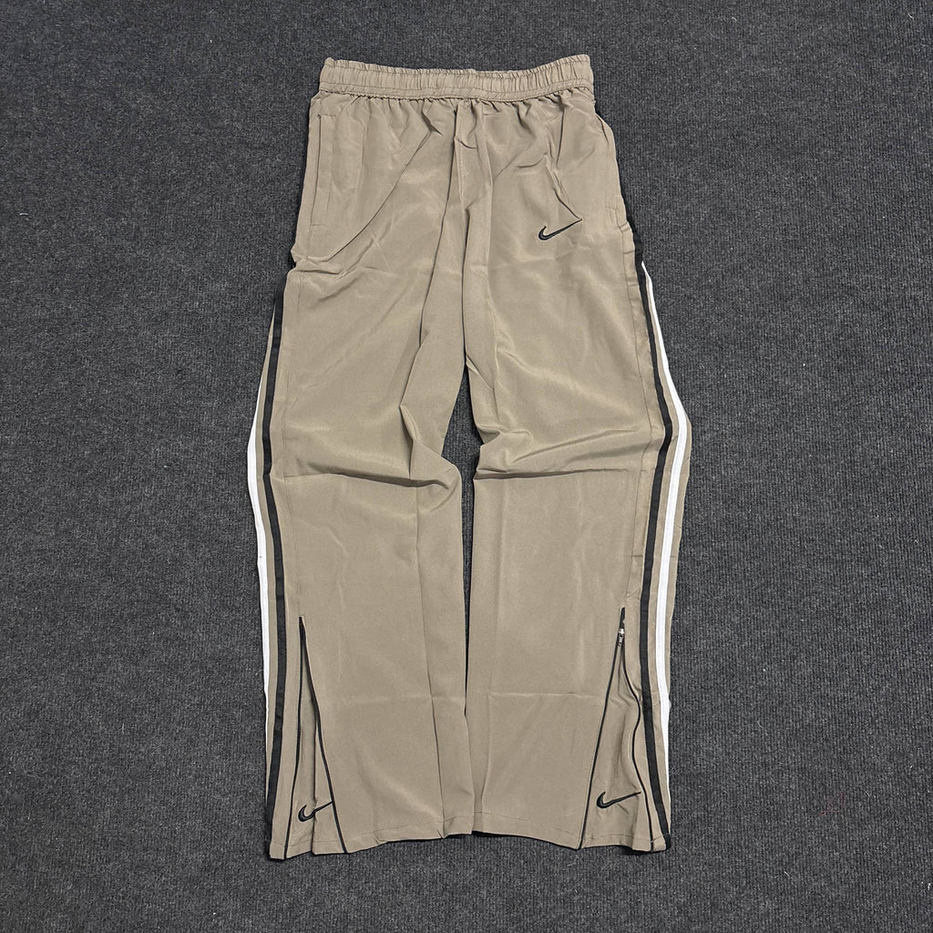 NIKE TRACK PANT