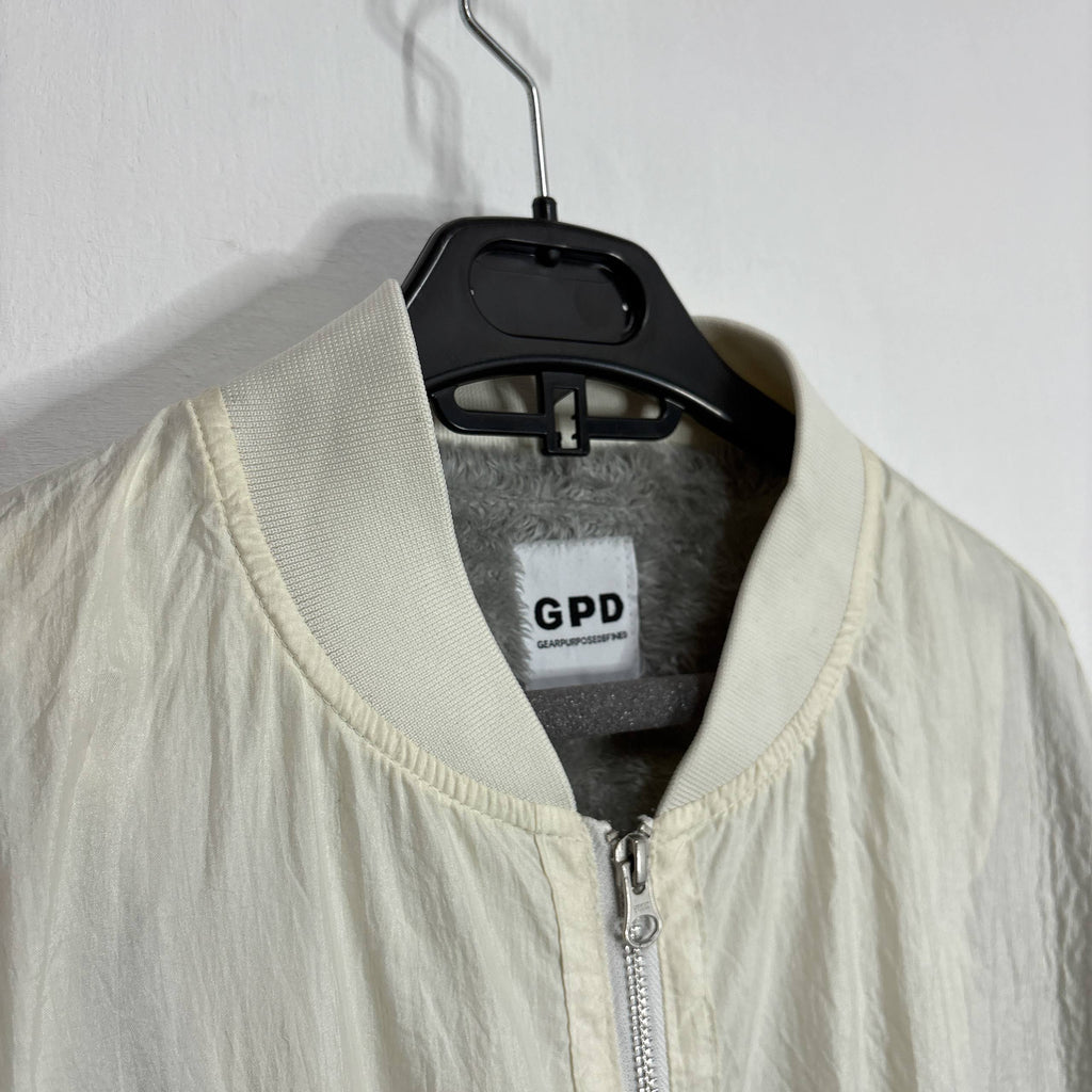 WHITE PUFFER JACKET