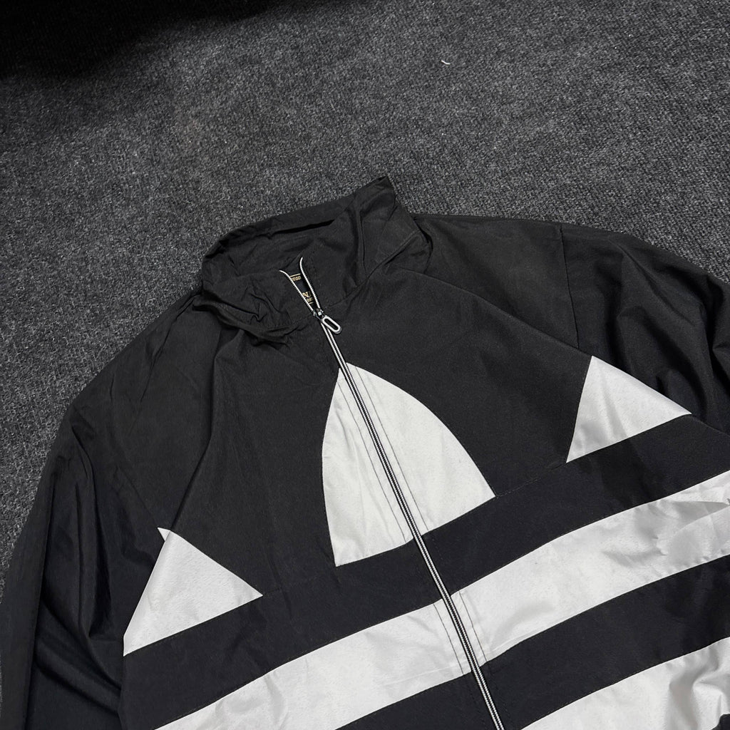 BLACK JACKET