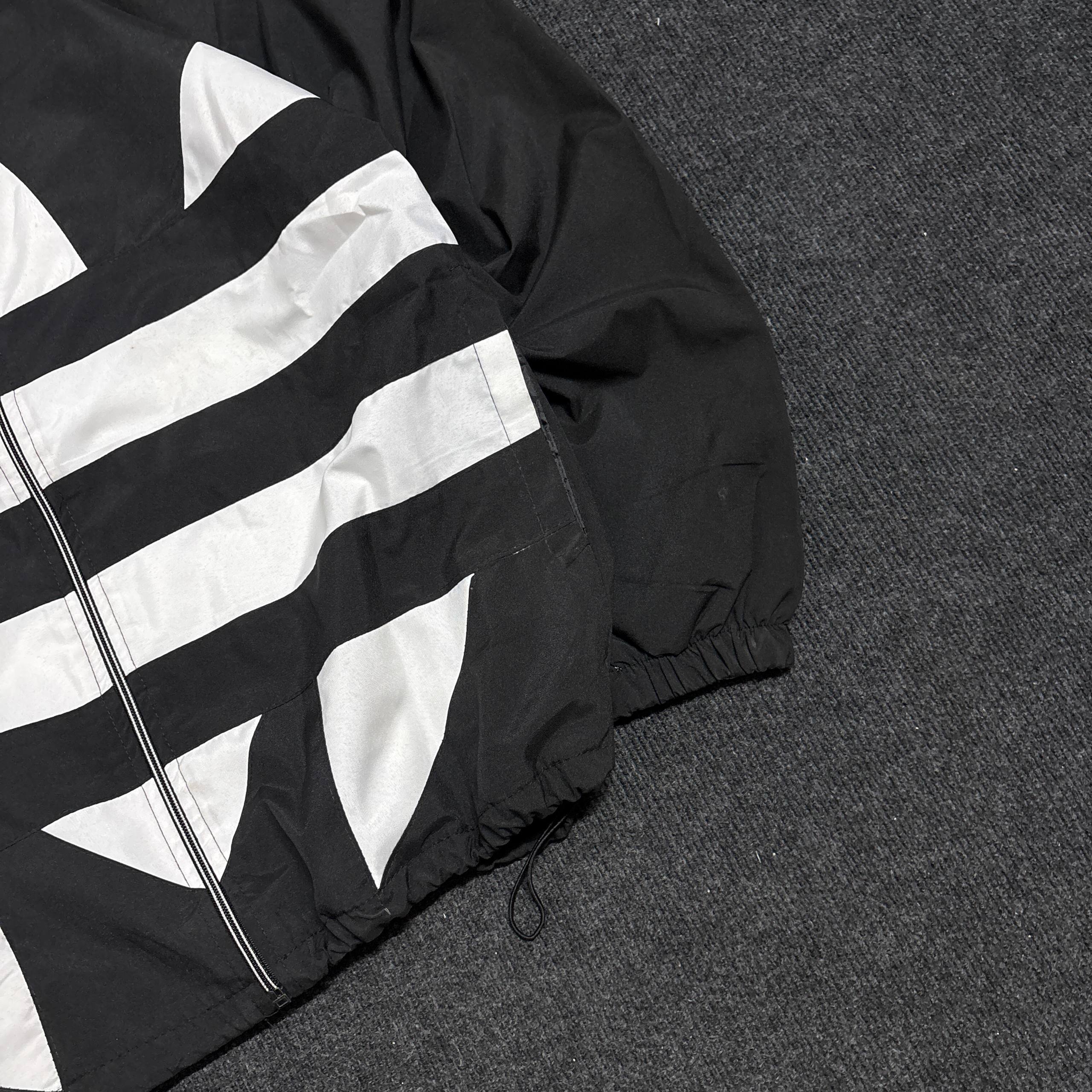 BLACK JACKET