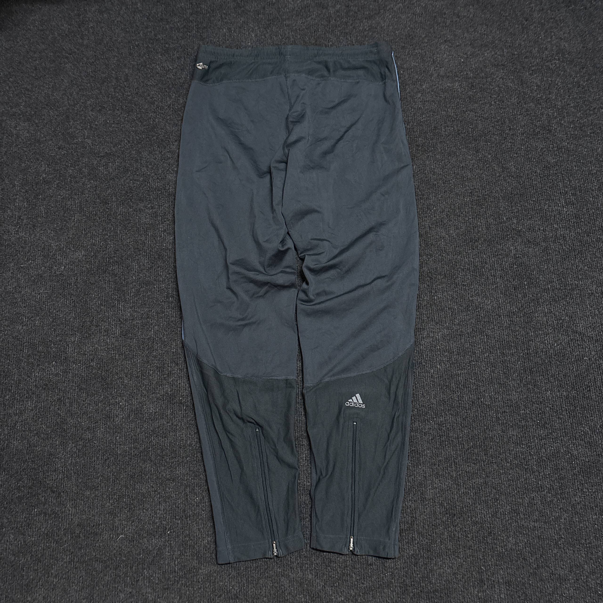 ADIDS TRACK PANT