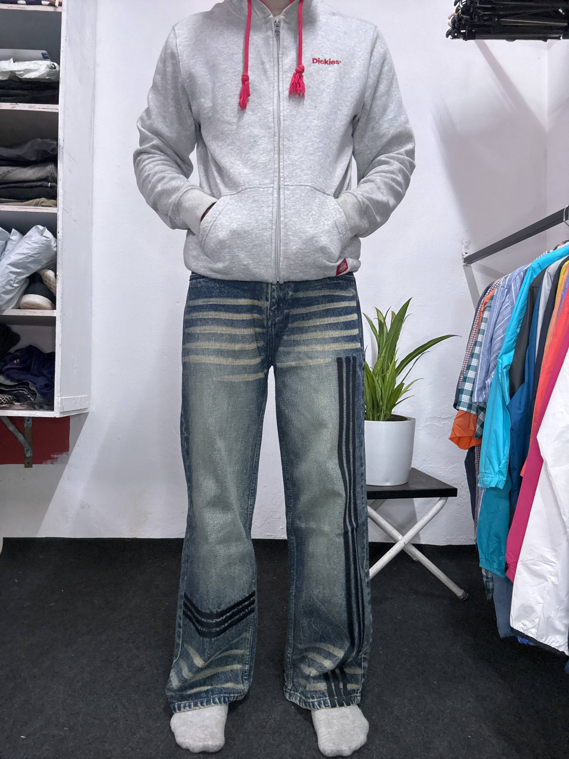 VINTAGE STRIPPED DENIM