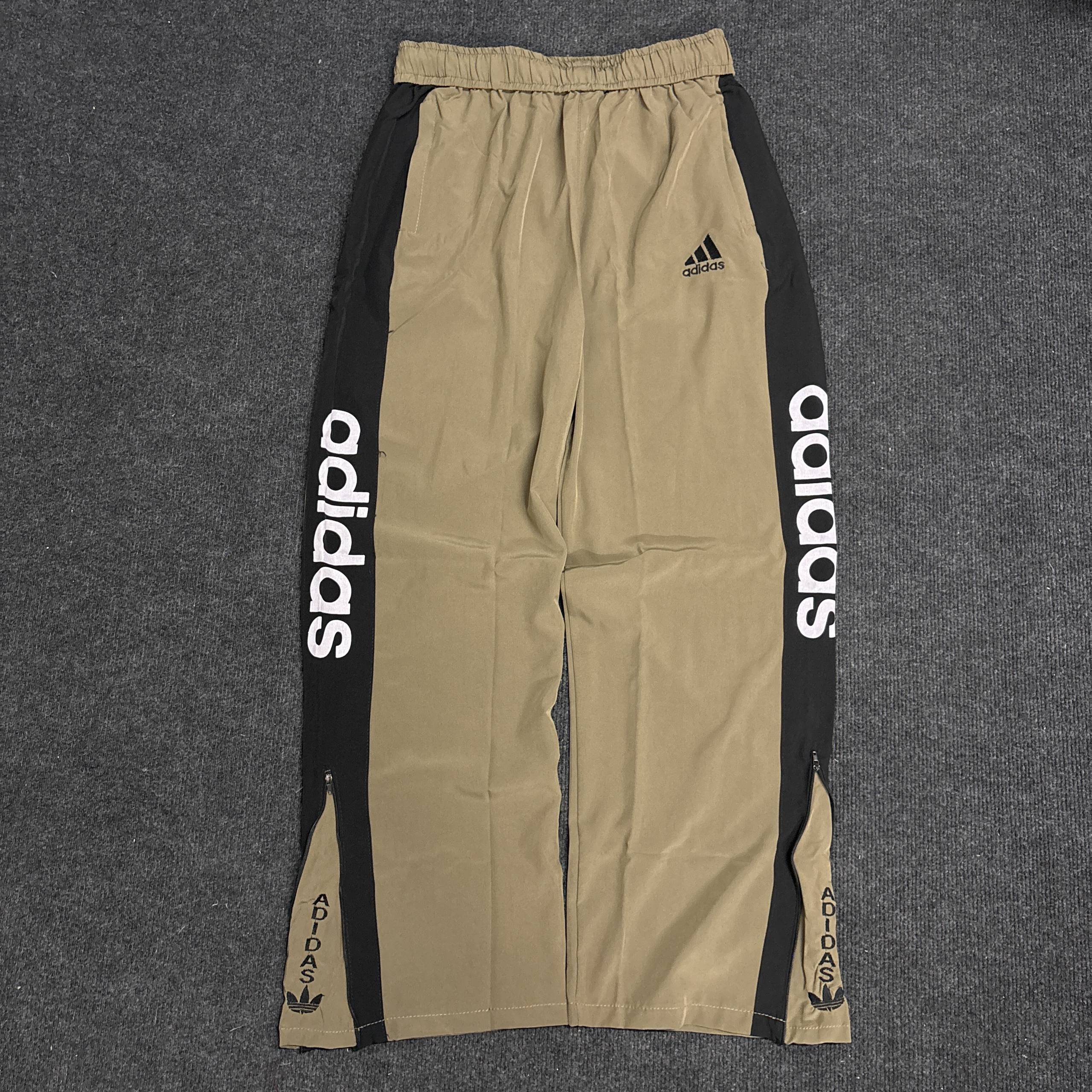 ADIDAS KHAKI BLACK TRACK