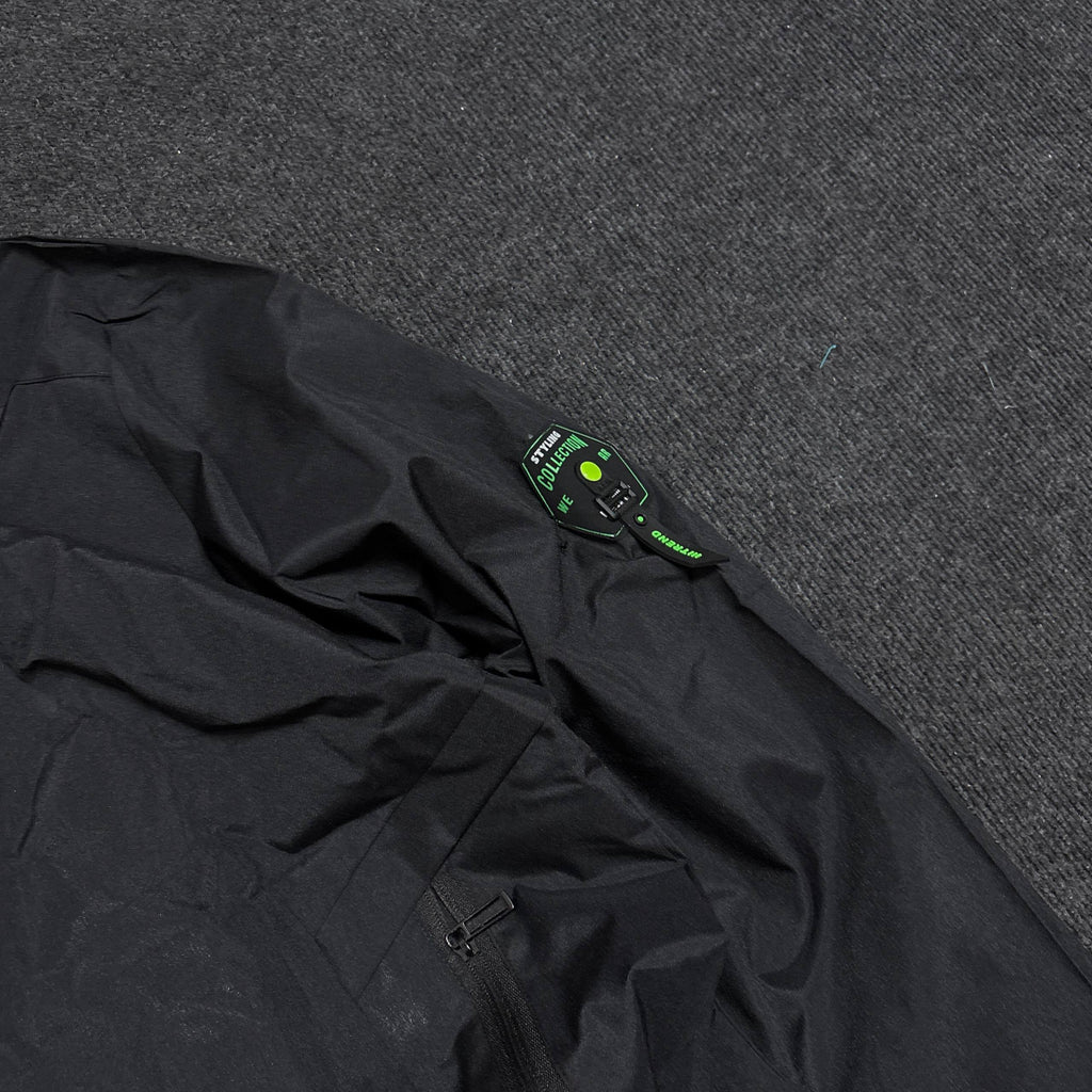 BLACK UOE JACKET