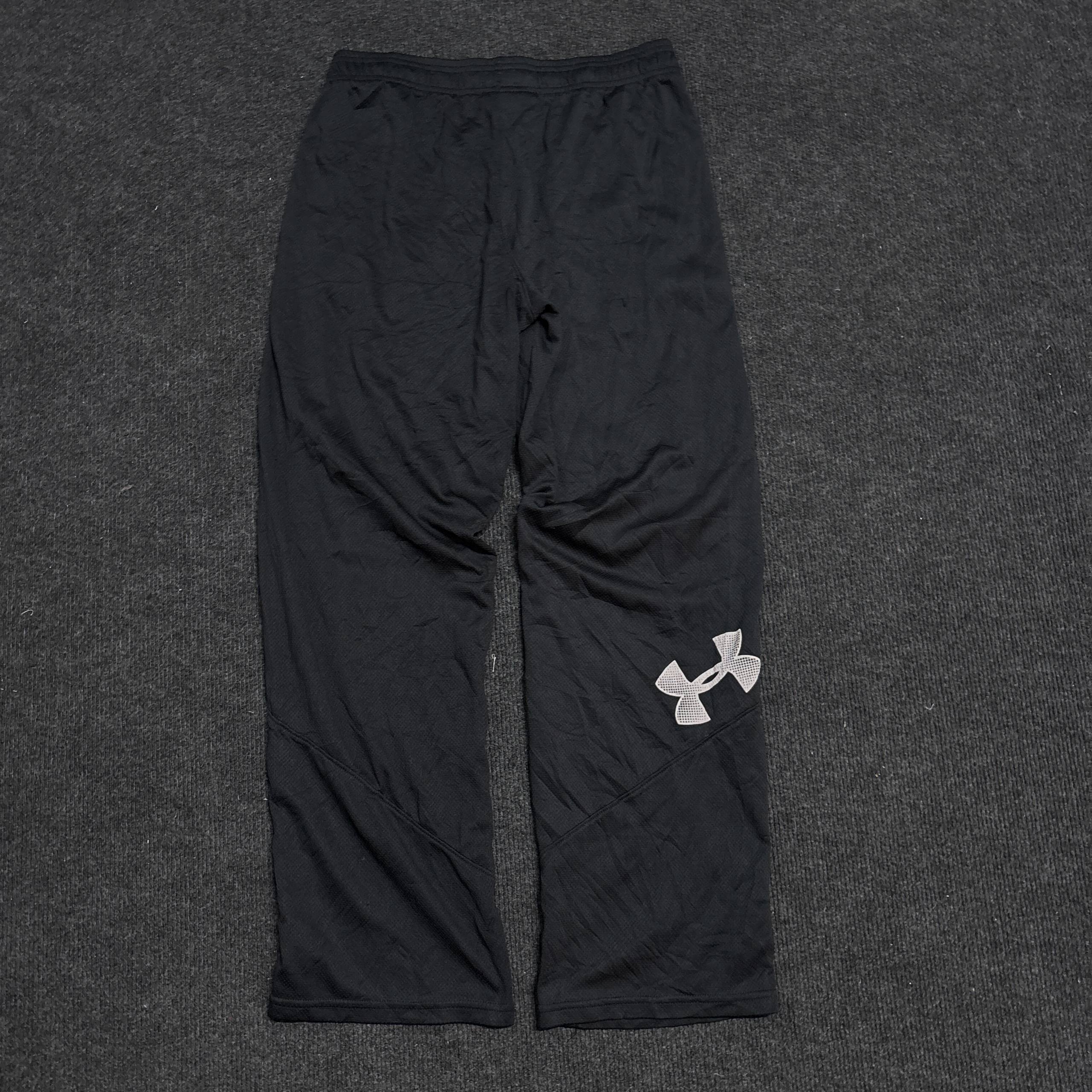 UA BLACK TRACK